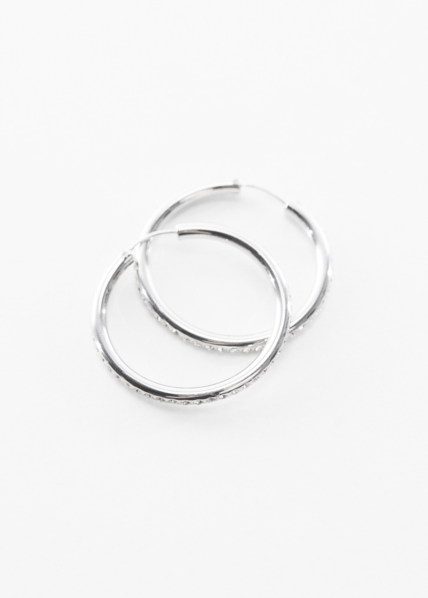 Faceted crystal hoop earrings - Details of the article 2