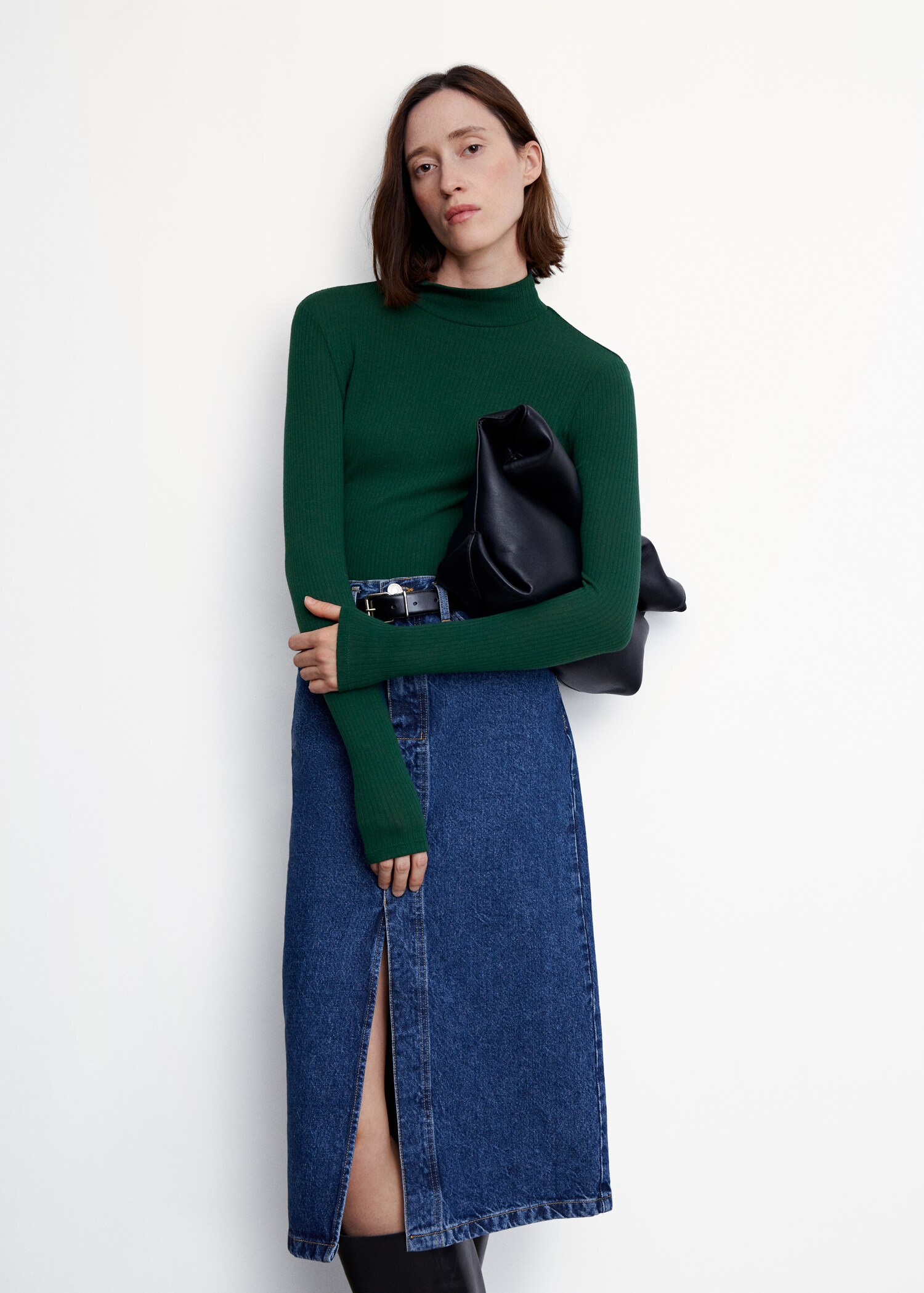Ribbed long-sleeved t-shirt - Details of the article 1