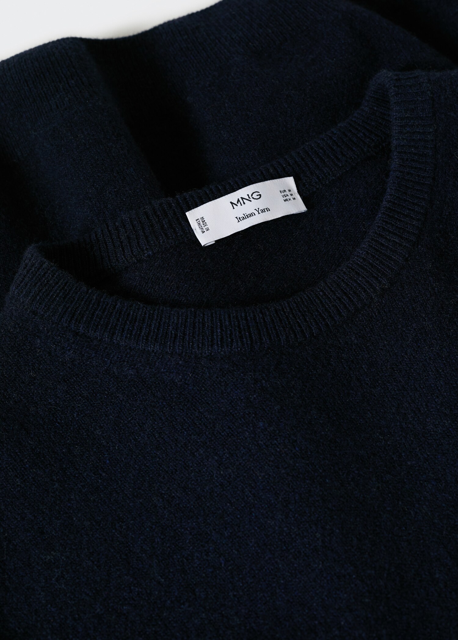 Cashmere jersey - Details of the article 8