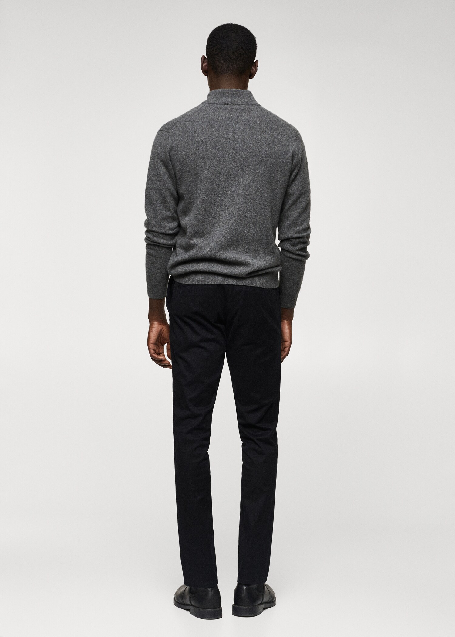 Zip-neck cashmere sweater  - Reverse of the article