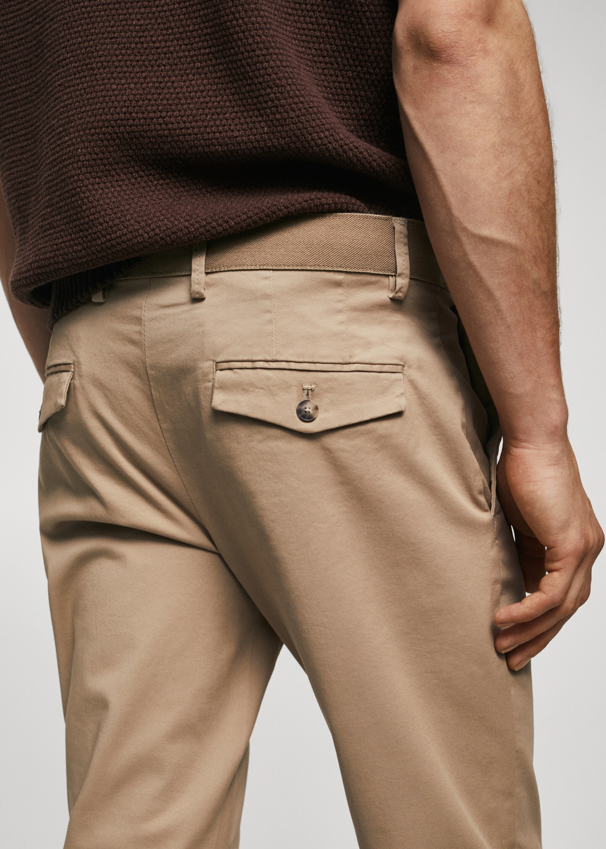 Cotton tapered crop trousers - Details of the article 2, Beige. Ref: 47000556-00.
