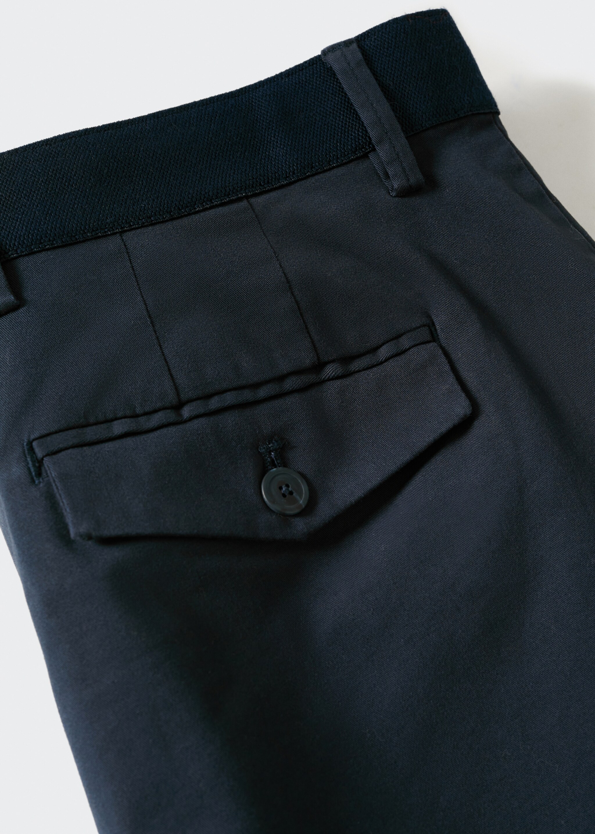 Cotton tapered crop trousers - Details of the article 8, Dark Navy. Ref: 47000556-00.