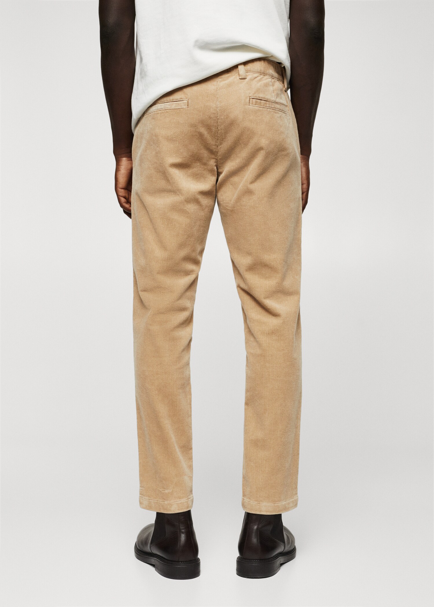 Tapered cropped corduroy pants - Reverse of the article
