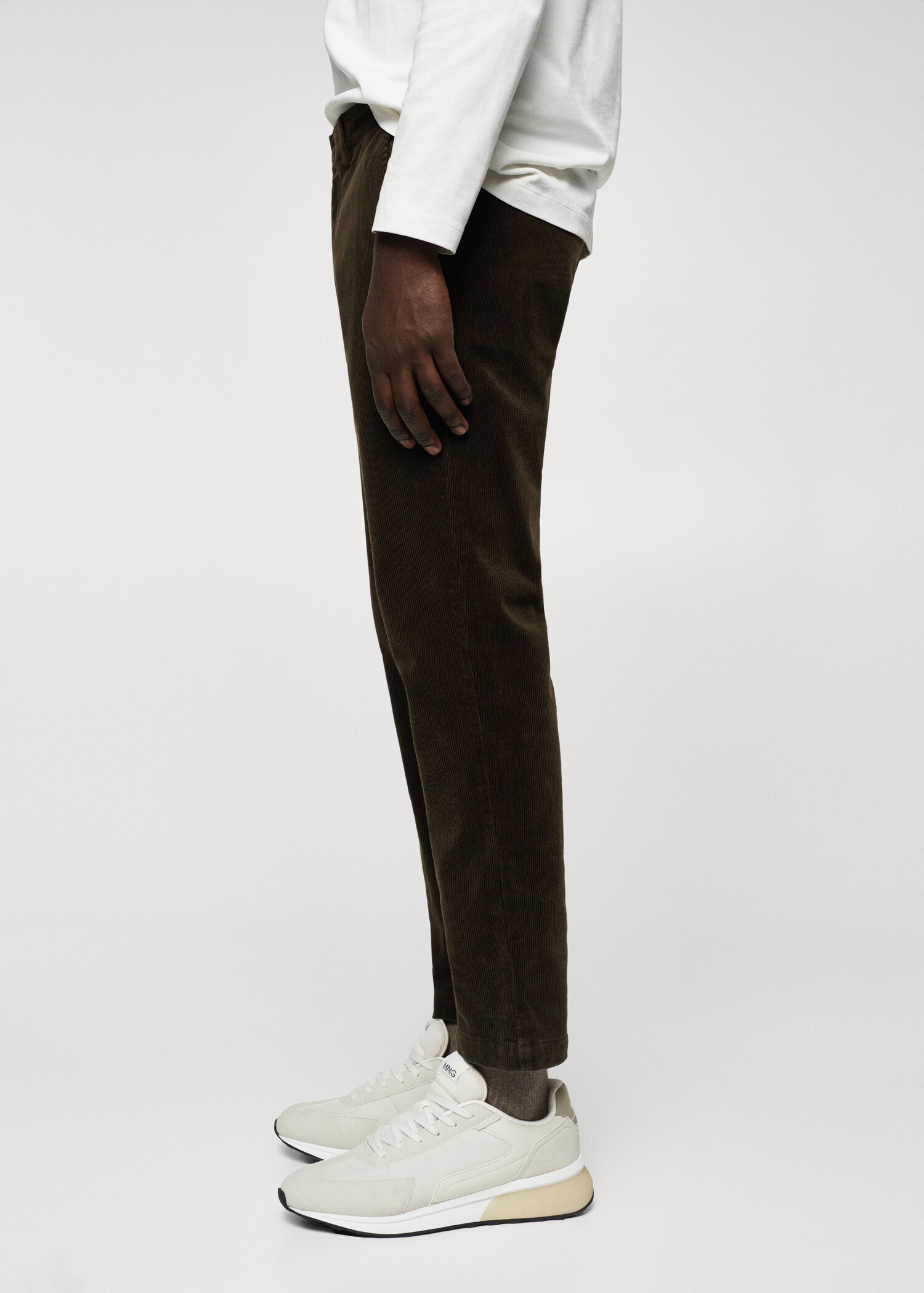 Tapered cropped corduroy pants - Details of the article 6