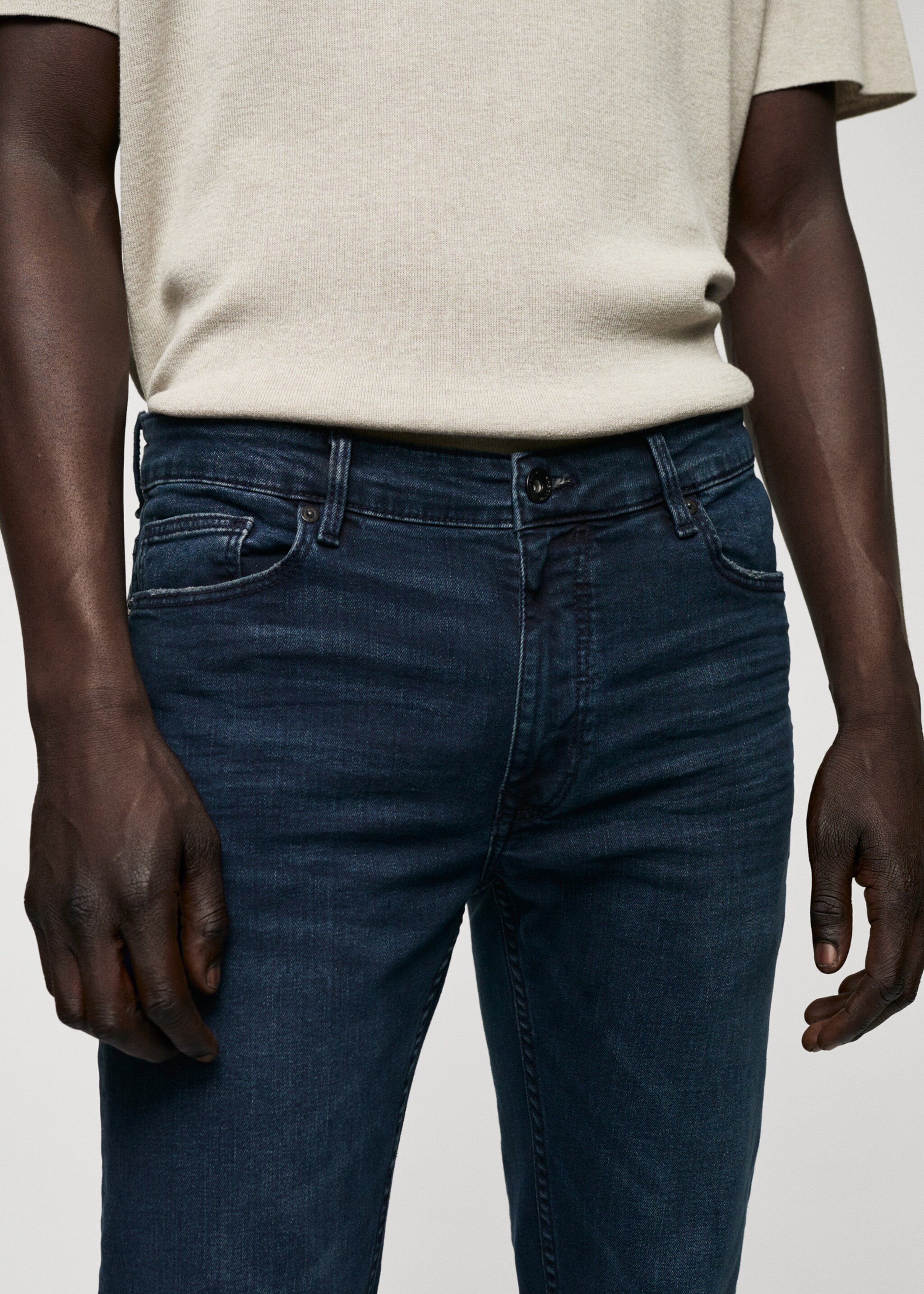 Jude skinny-fit jeans - Details of the article 1, Deep Dark Blue. Ref: 47000787-00.