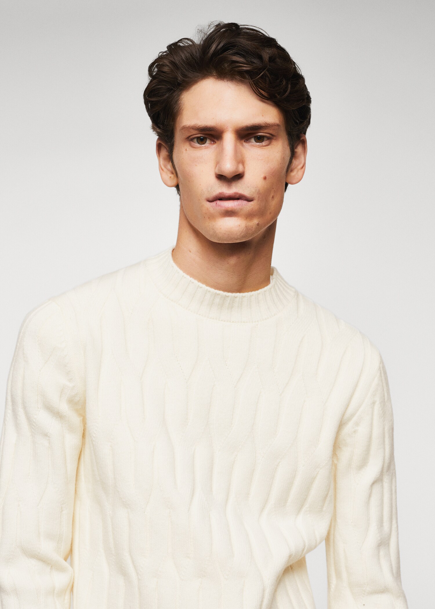 Knitted braided sweater - Details of the article 1