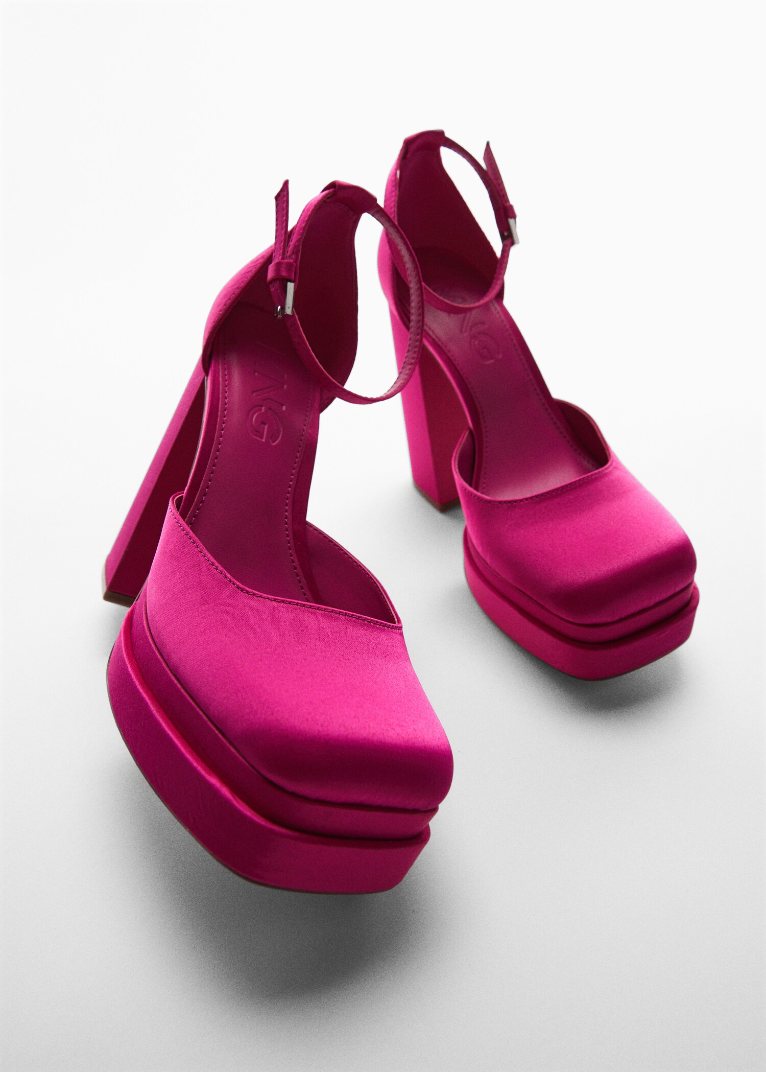 Satin platform shoes - Details of the article 5