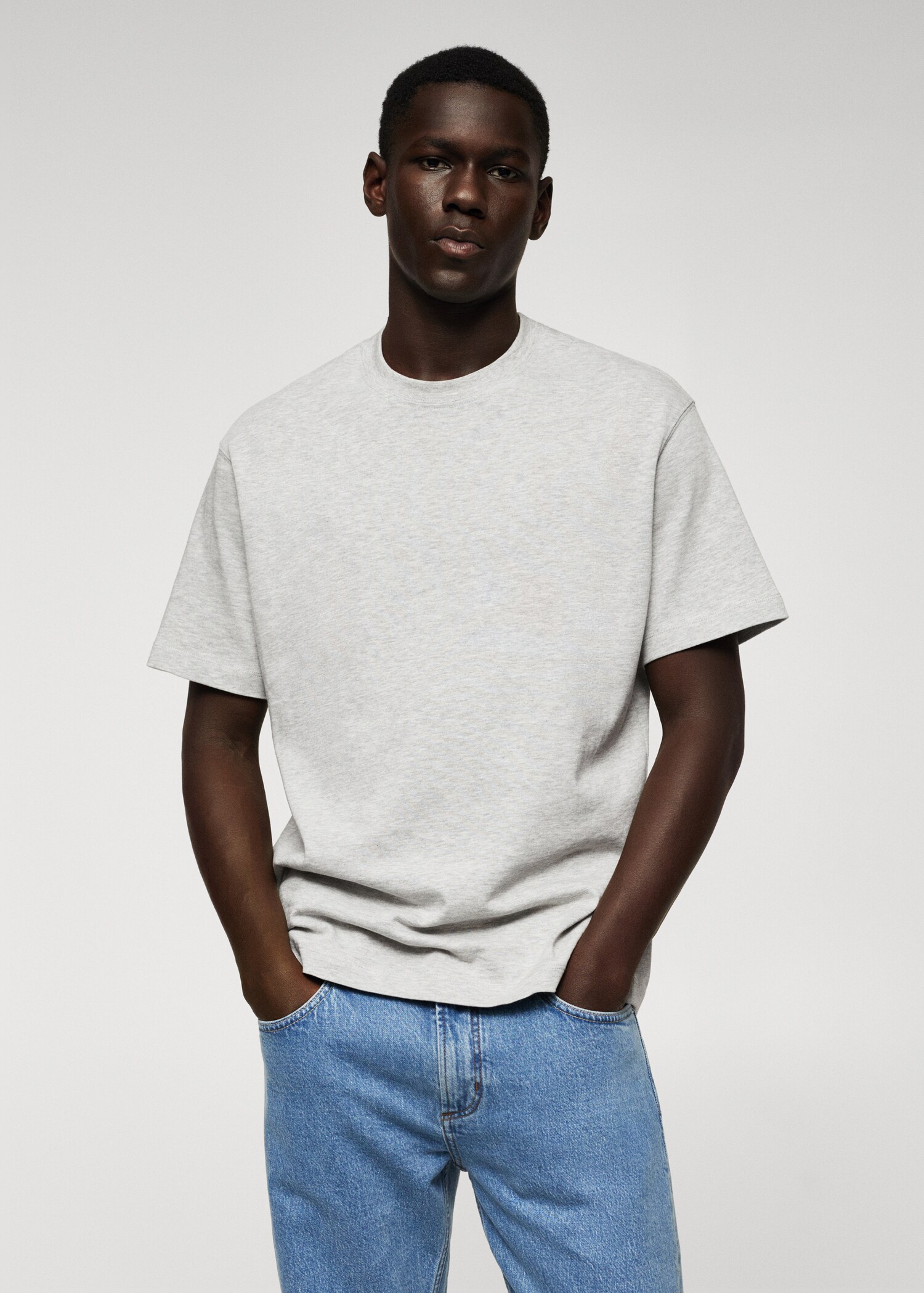 T-shirt essentiel épais - Plan moyen