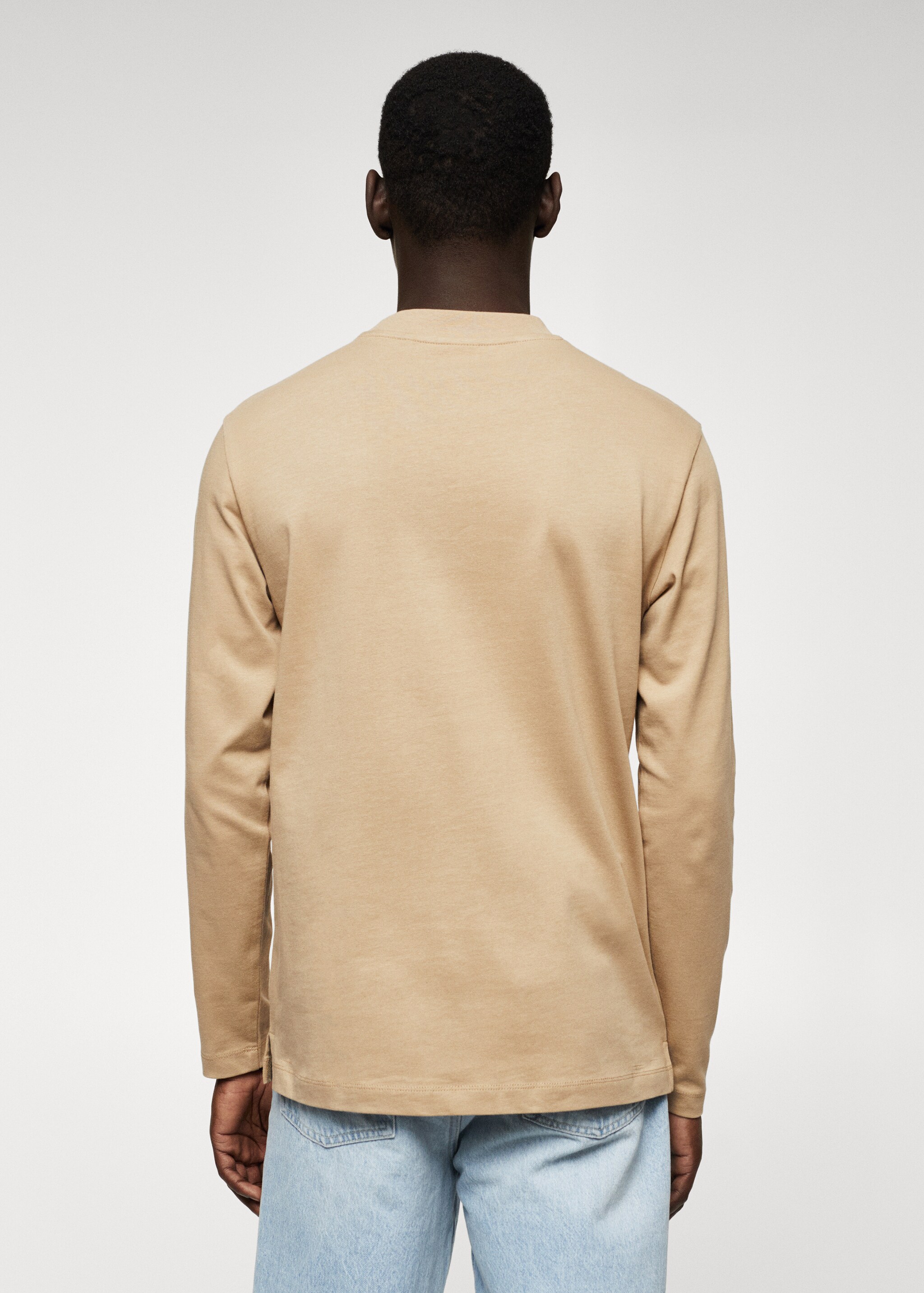Long sleeve cotton t-shirt - Reverse of the article