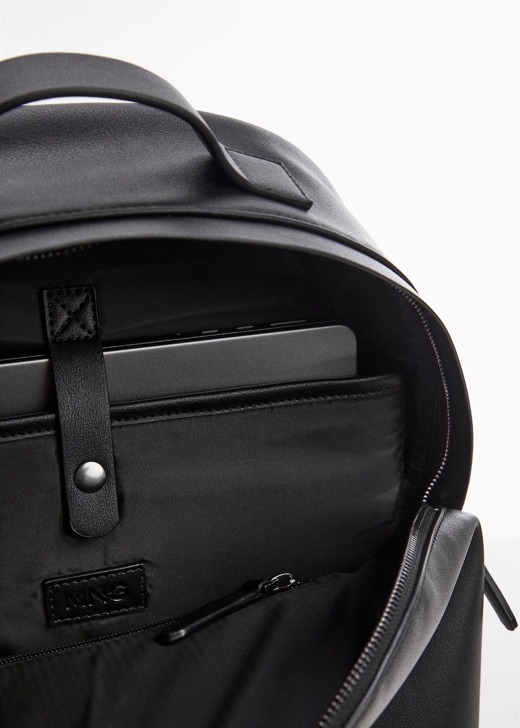 Mochila efecto piel hombre deals