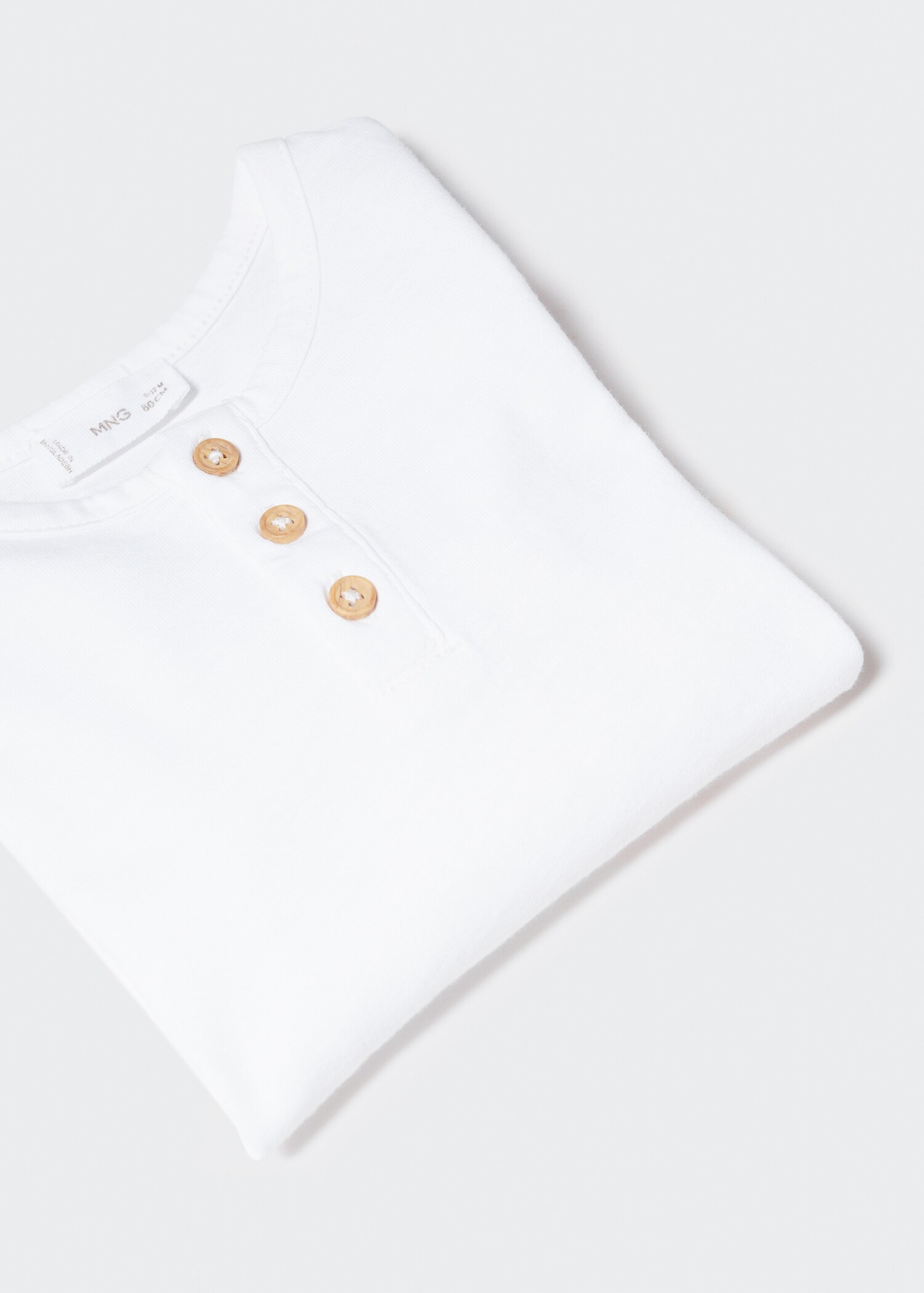 Buttoned long sleeve t-shirt - Details of the article 8