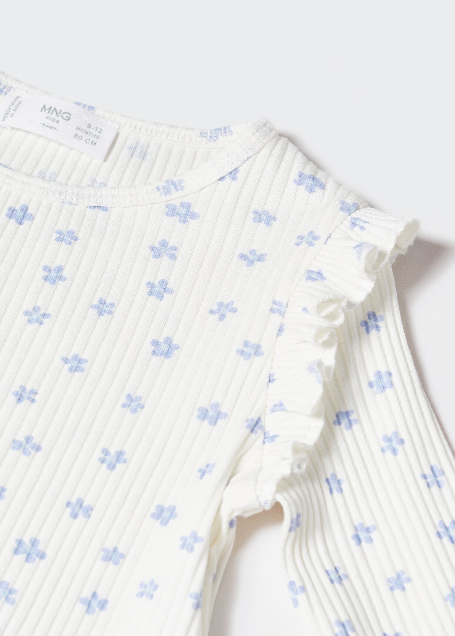 Ribbed long-sleeved t-shirt - Details of the article 8