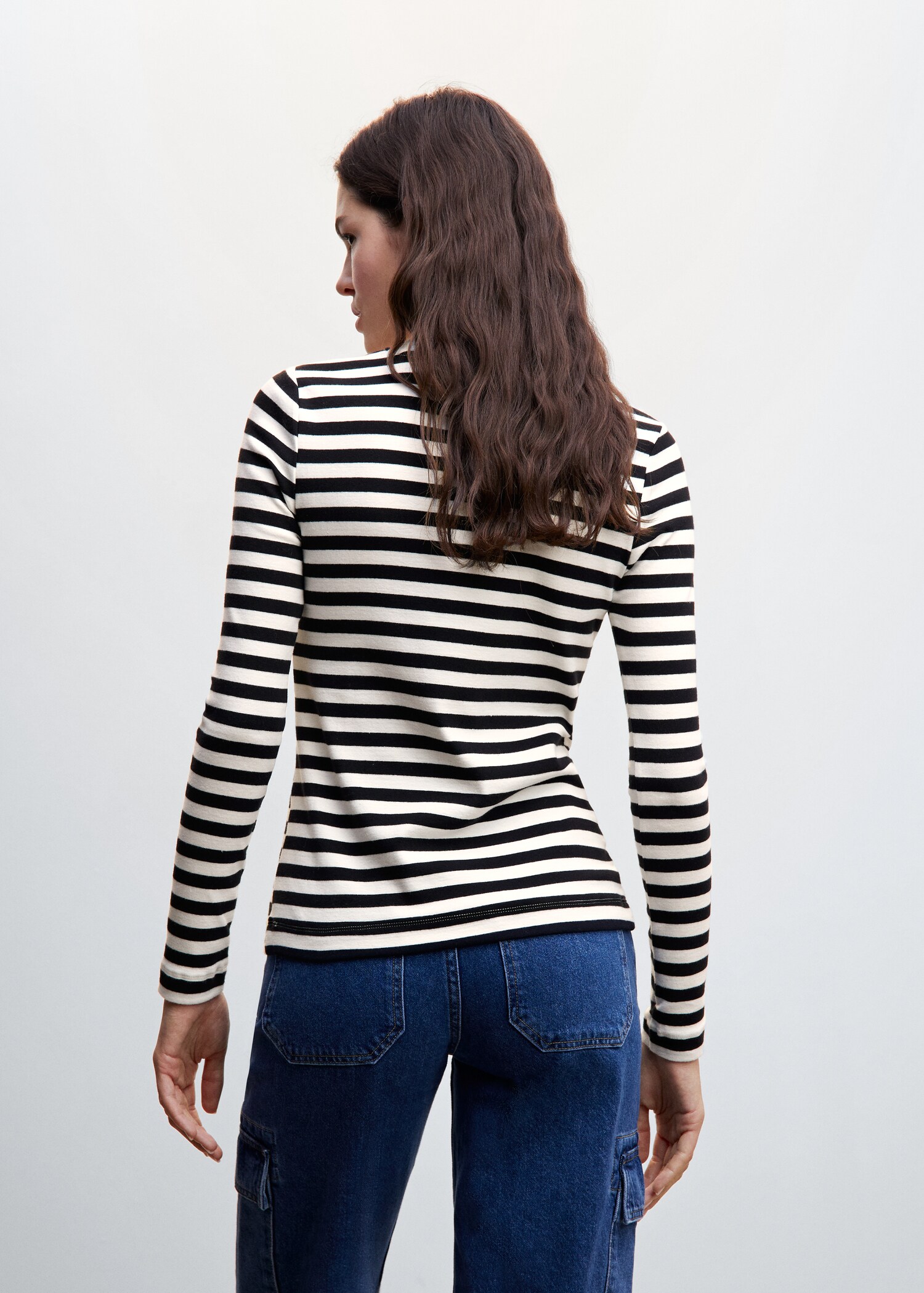 Camiseta algodón cuello redondo - Reverso del artículo