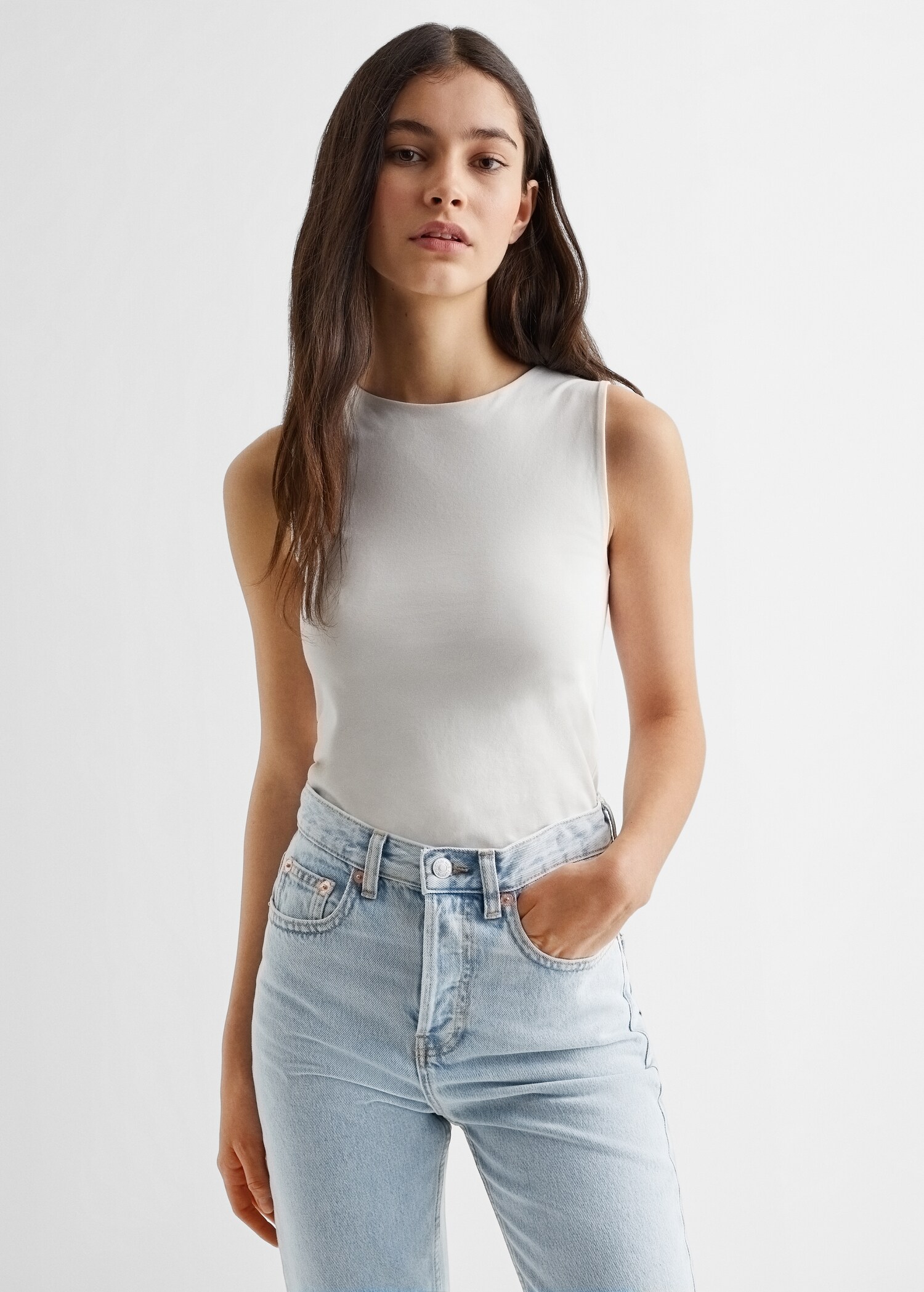 Jeans mom fit rotos decorativos - Plano medio