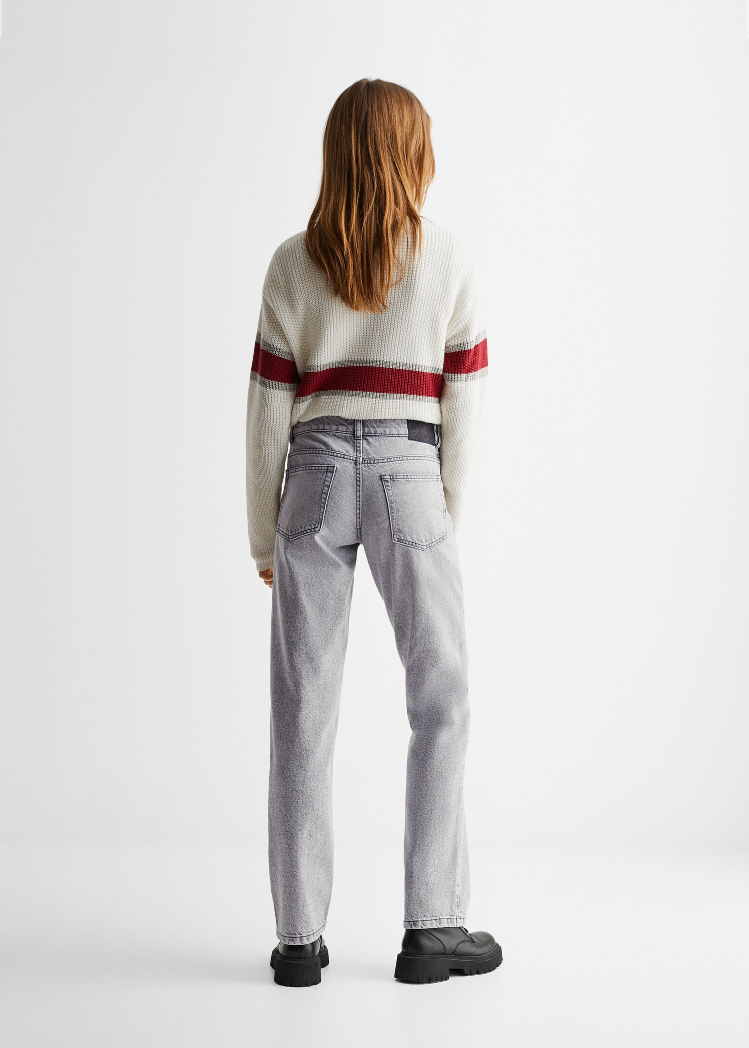 Jeans retos com cintura baixa - Verso do artigo