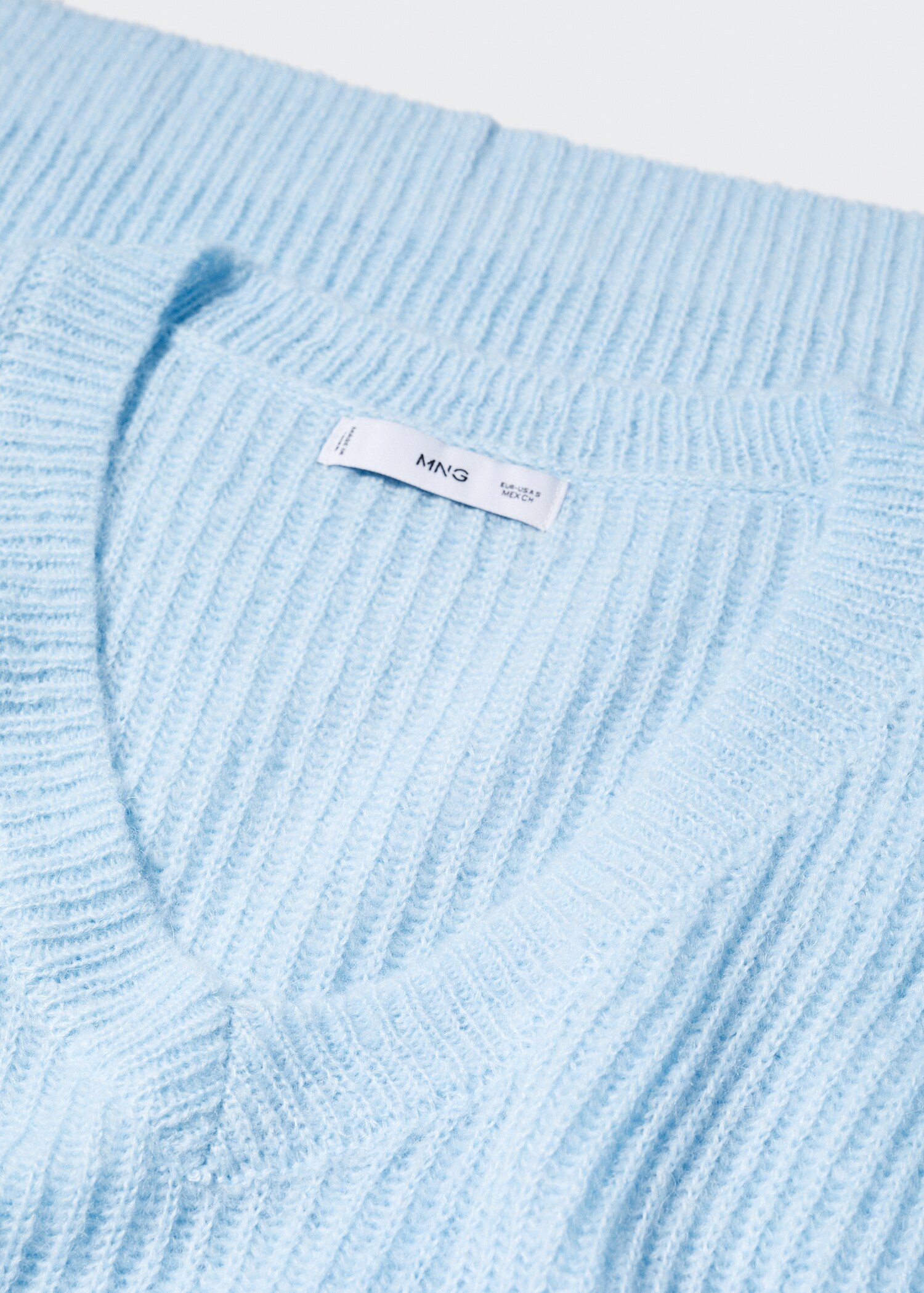V-neck ribbed knit sweater - Details of the article 8
