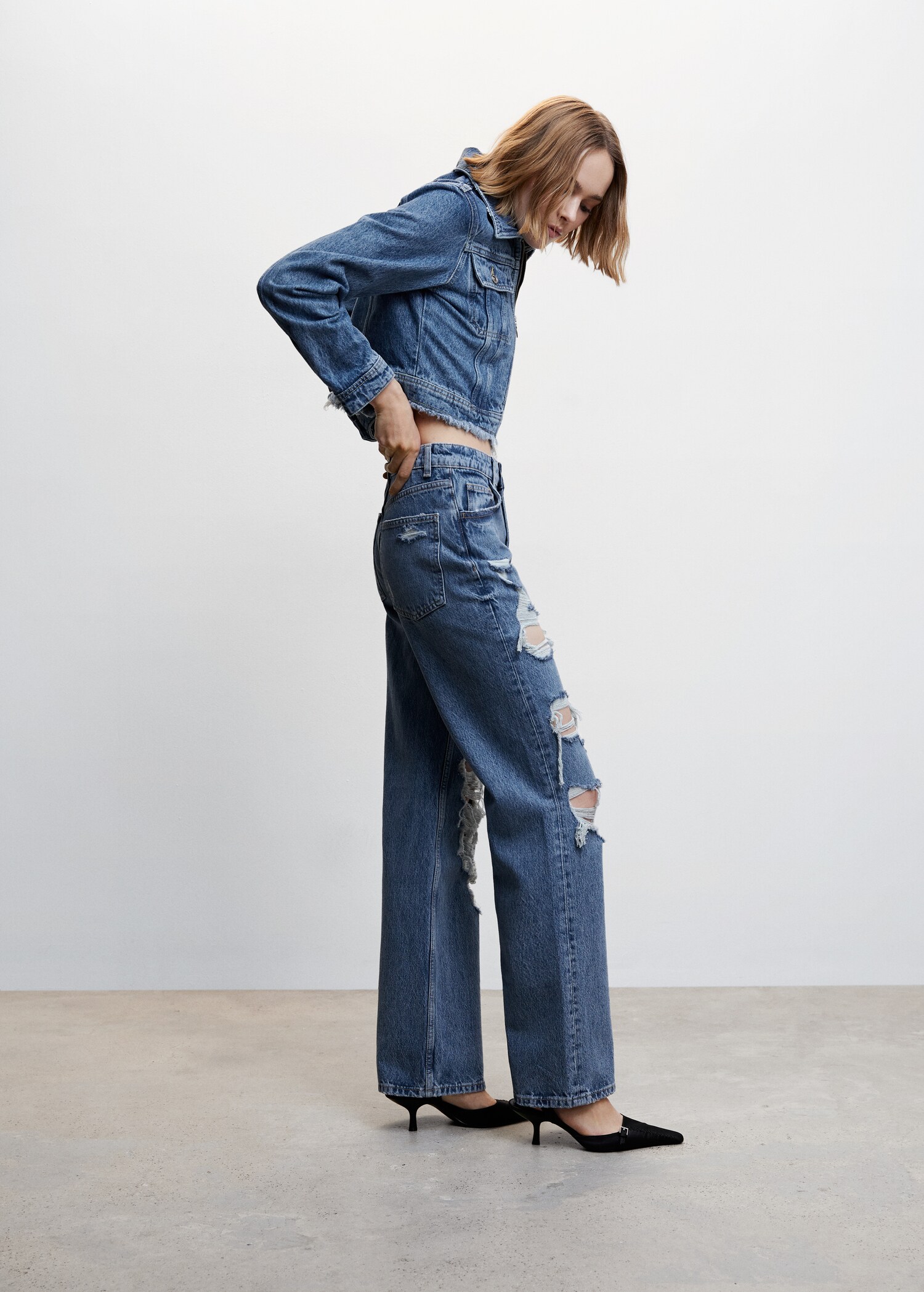 Jeans rectos tiro alto rotos - Detalle del artículo 2
