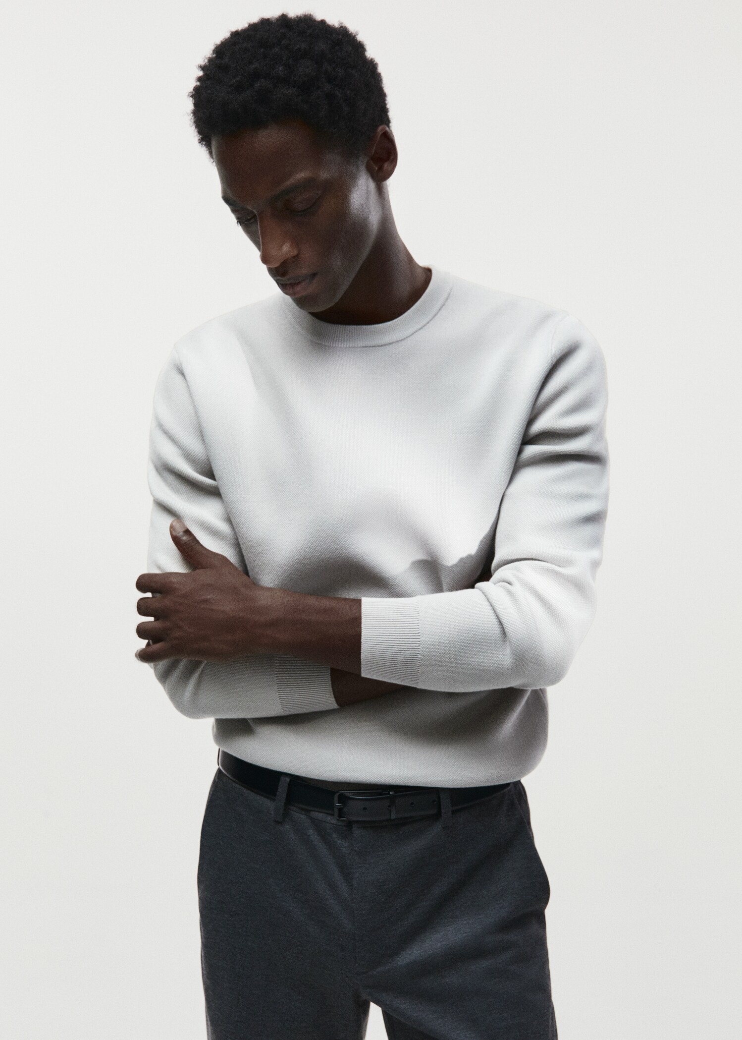 Round-neck breathable sweater - Details of the article 5