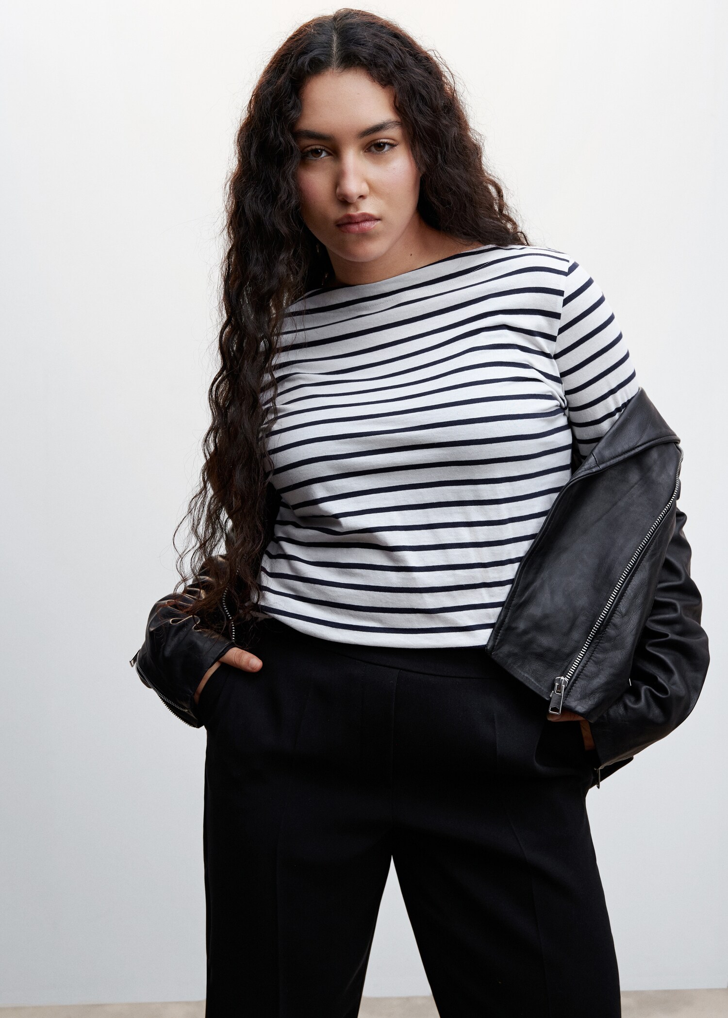 Flowy suit pants - Details of the article 5
