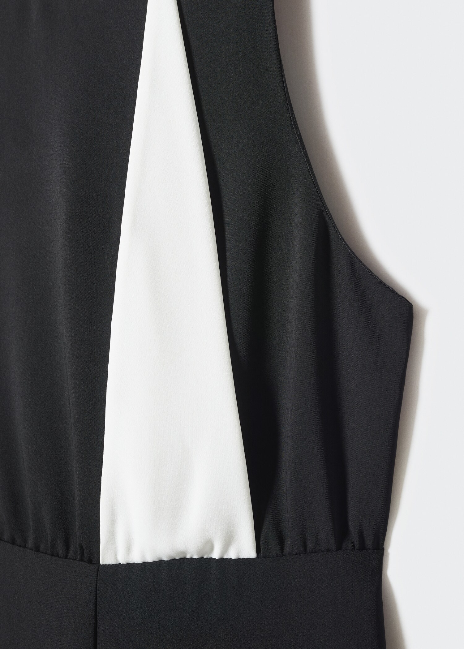 Bicolour long jumpsuit - Details of the article 8