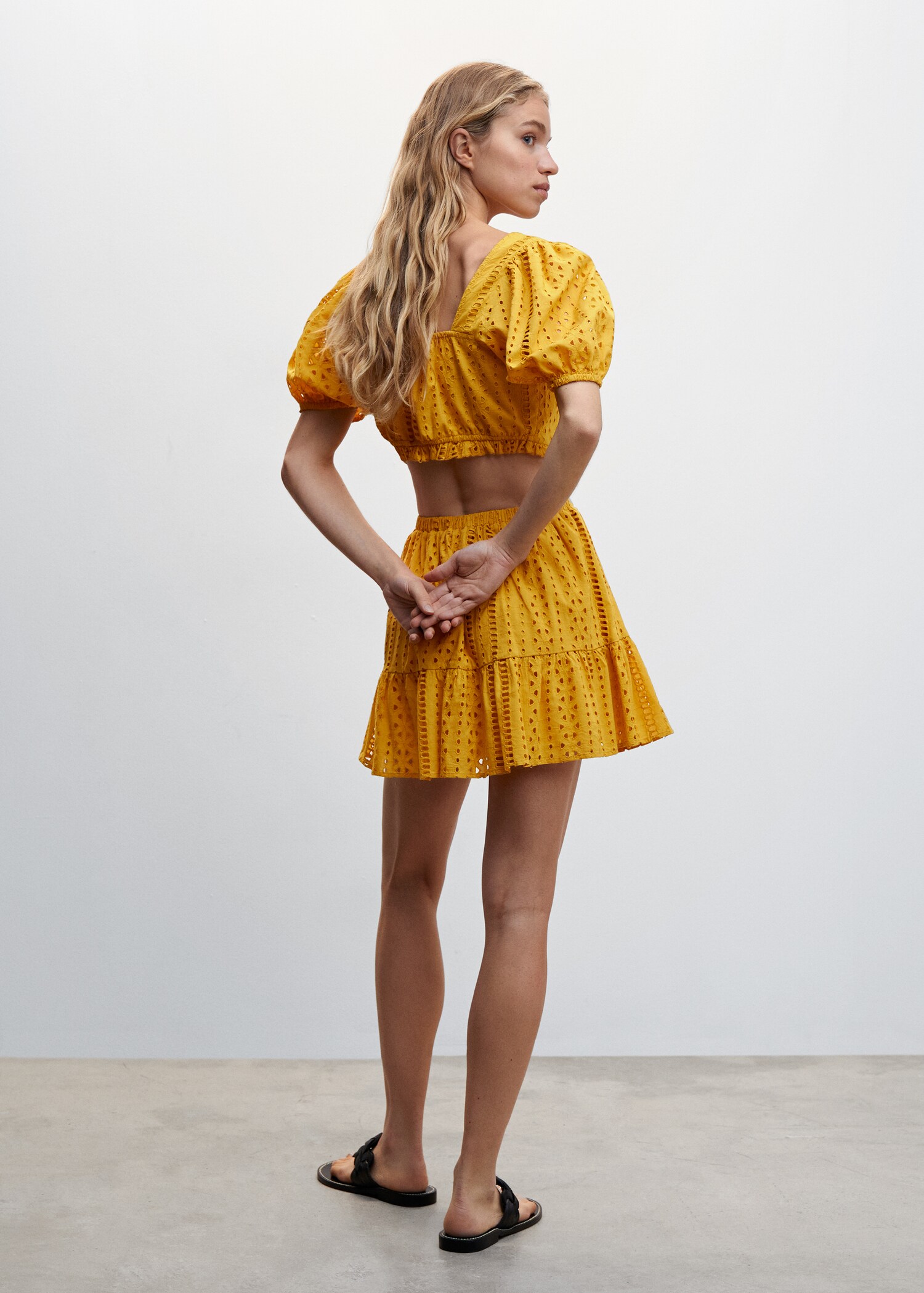 Die-cut cotton skirt - Reverse of the article