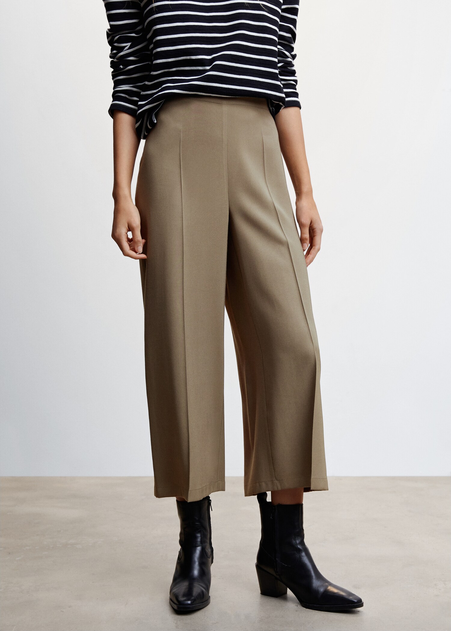 High-waist palazzo pants - Medium plane