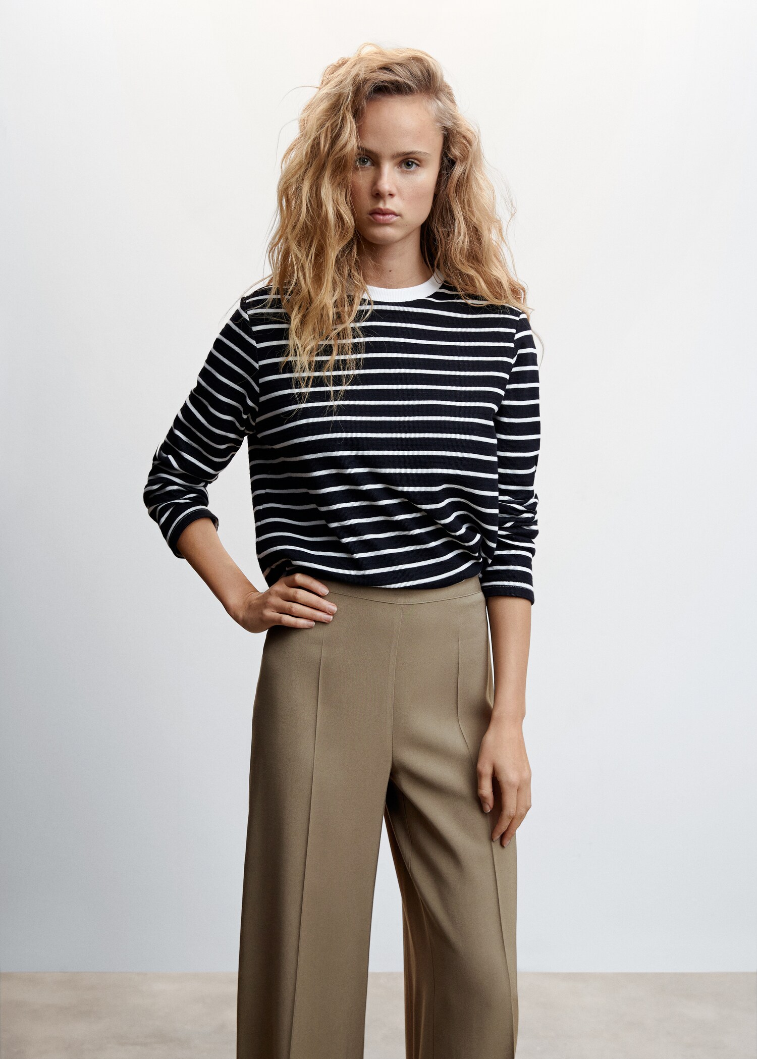 High-waist palazzo pants - Details of the article 1