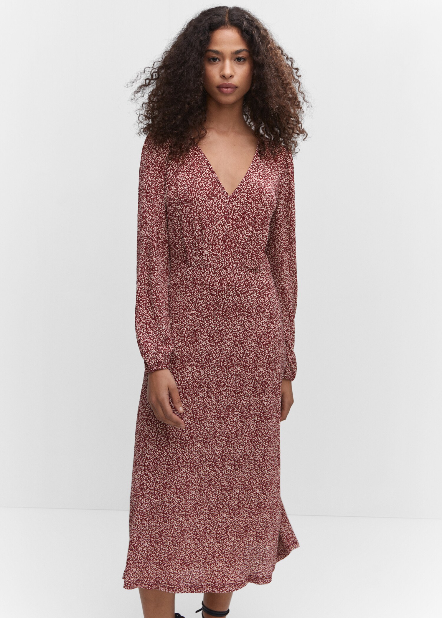 Vestido estampado textura - Plano medio