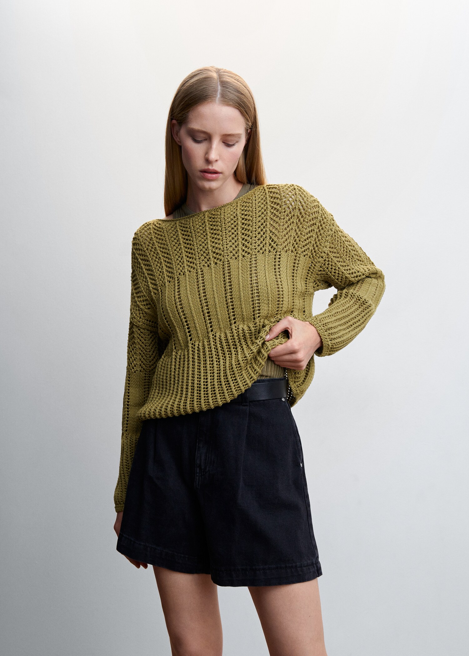 Pull-over col bateau ajouré - Plan moyen