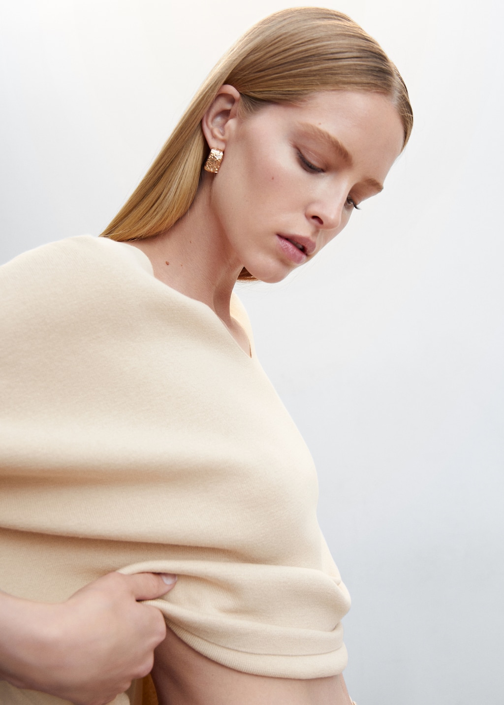 Three quarter sweater 2025