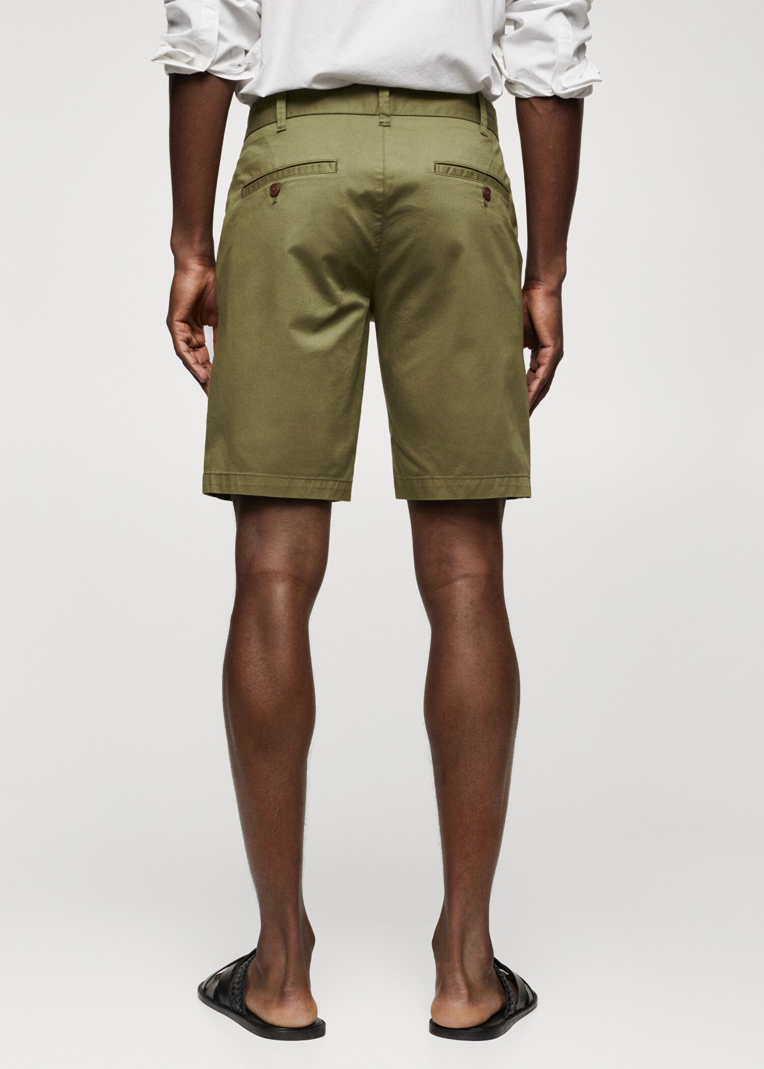 Slim-fit chino cotton bermuda shorts - Reverse of the article