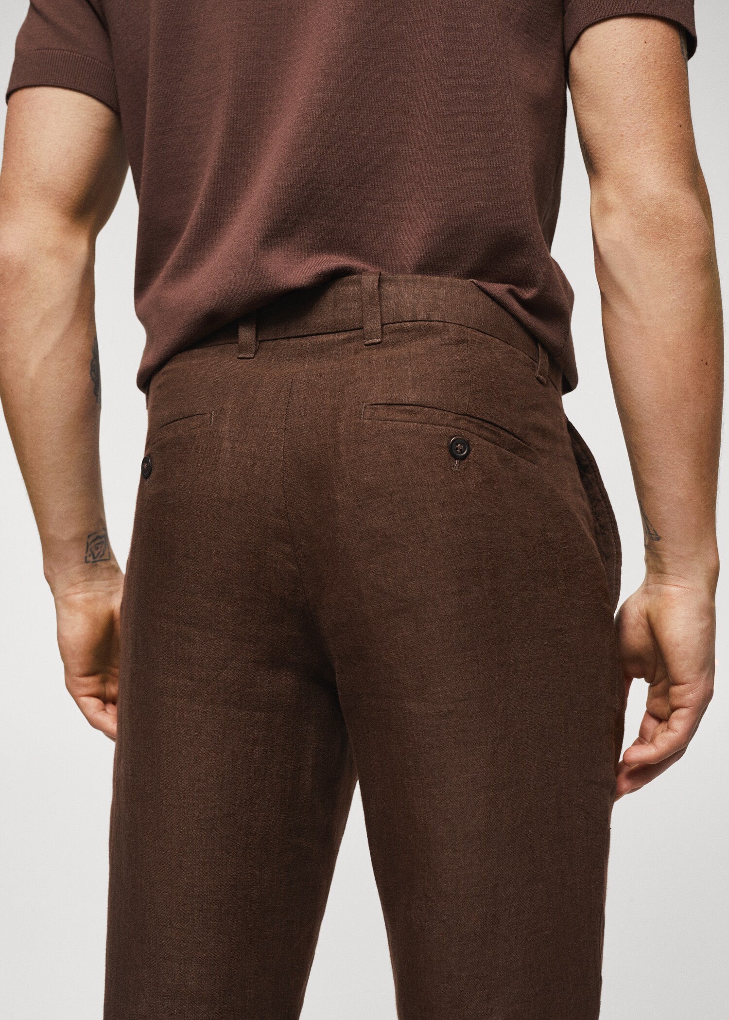 Slim-fit 100% linen trousers - Details of the article 4