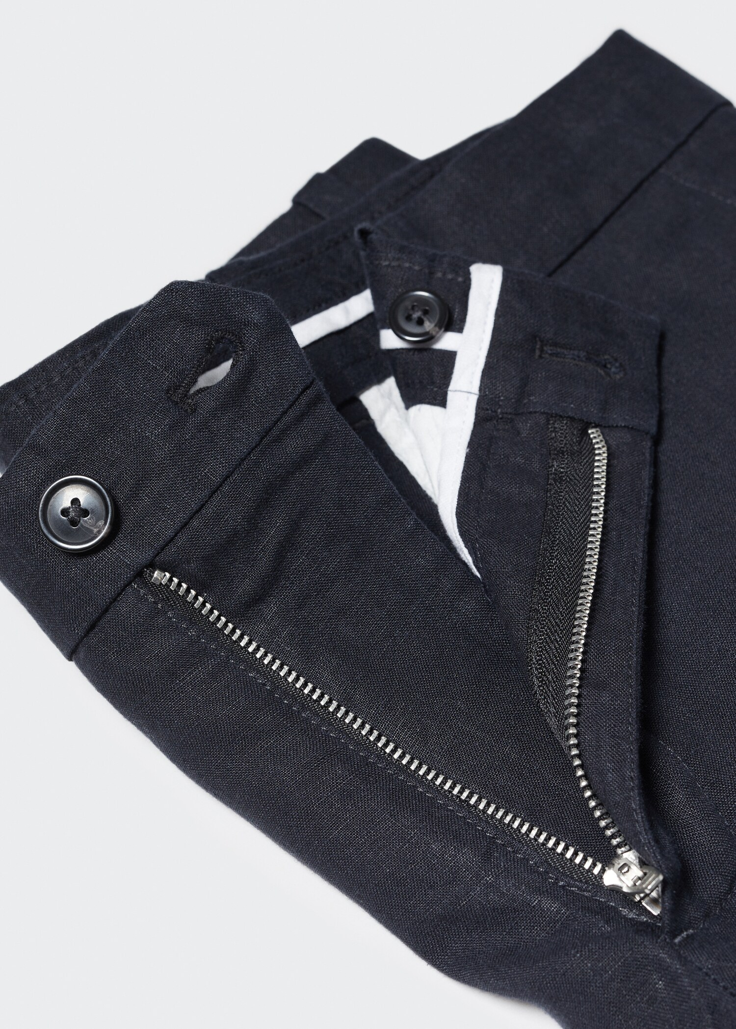 Slim-fit 100% linen trousers - Details of the article 8