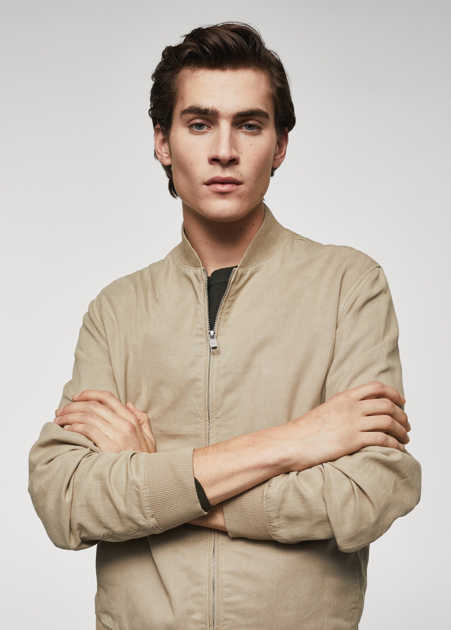 Lightweight linen cotton bomber jacket - Details of the article 1