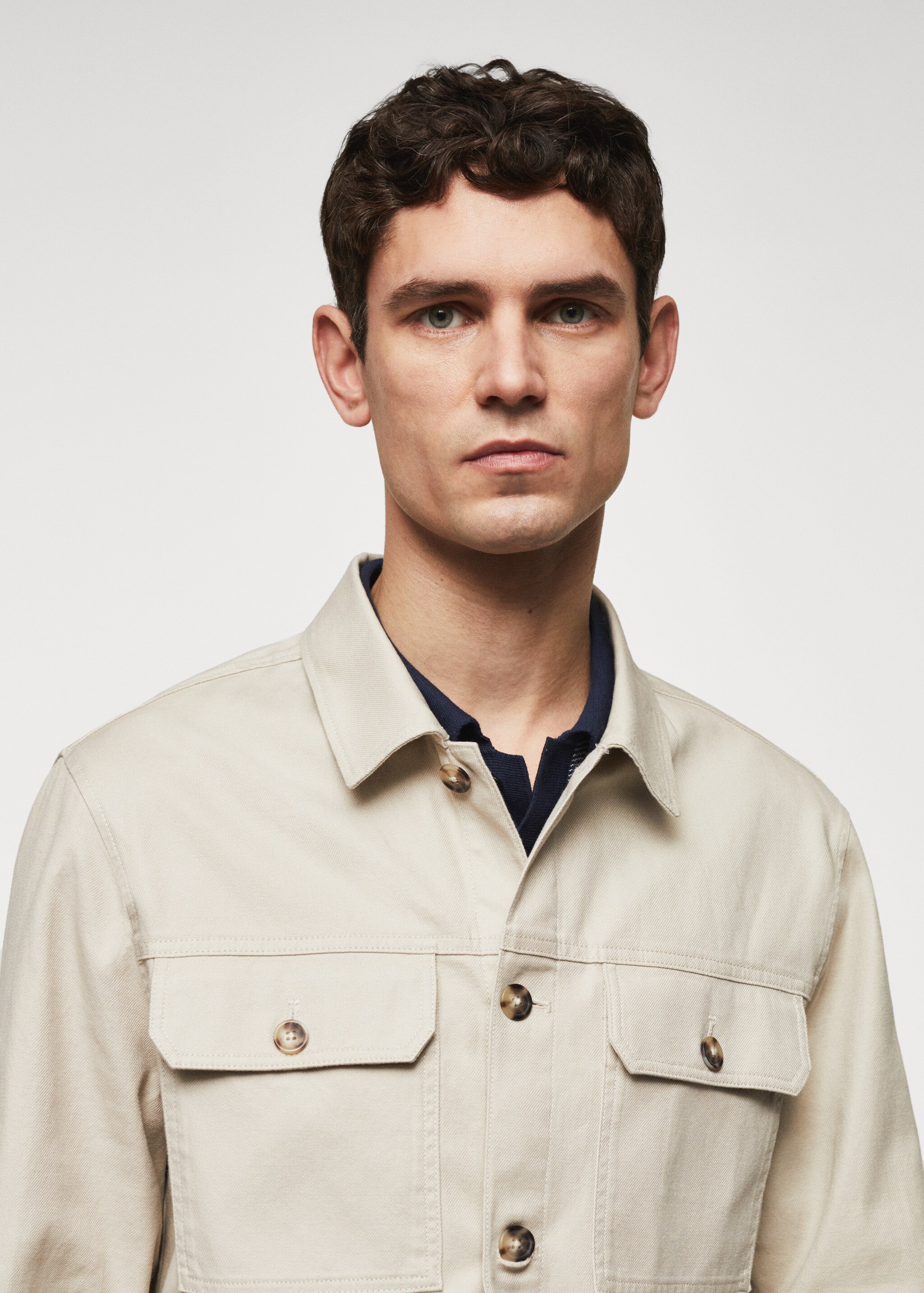Chest-pocket cotton overshirt - Details of the article 1