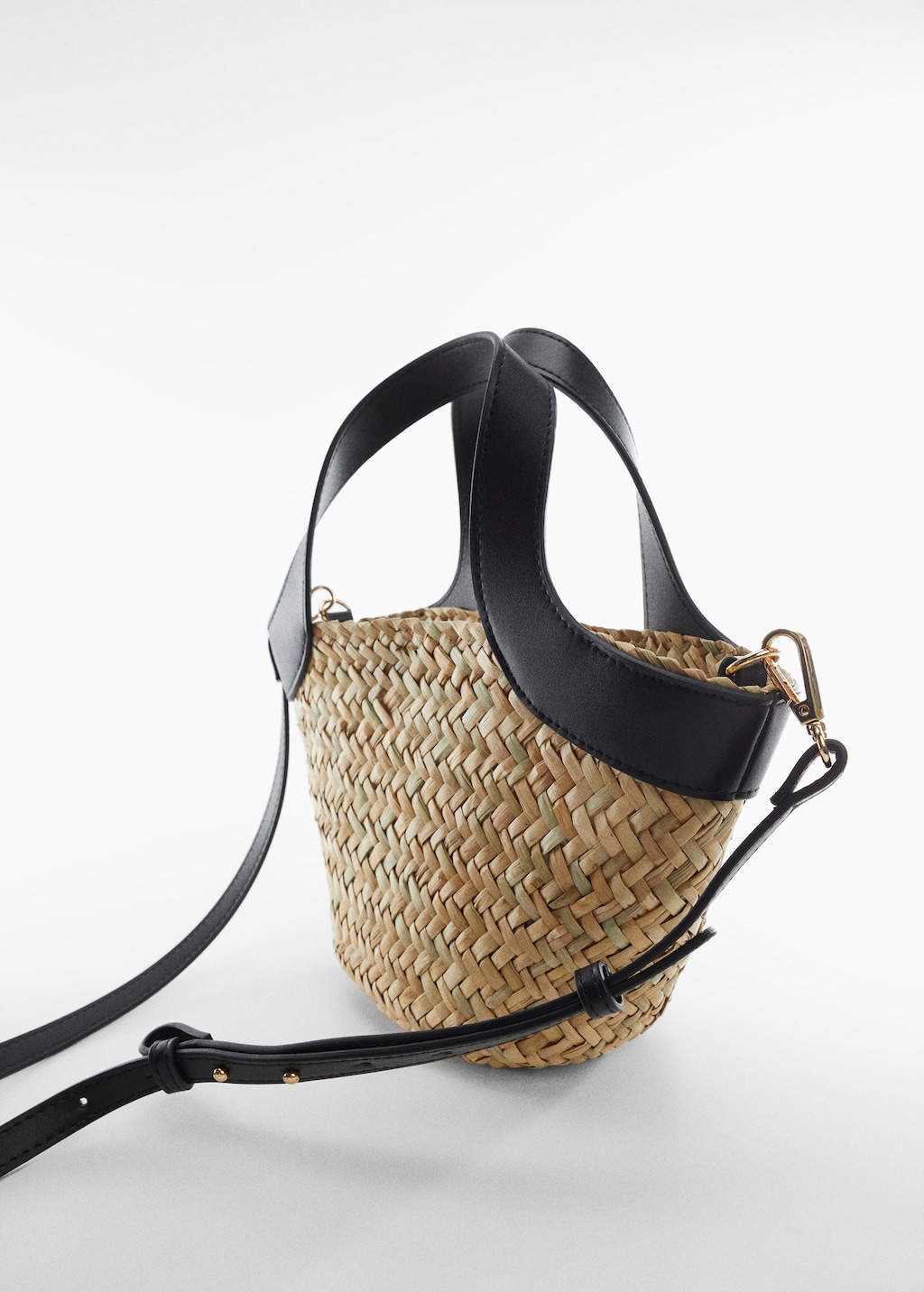 Natural fiber basket