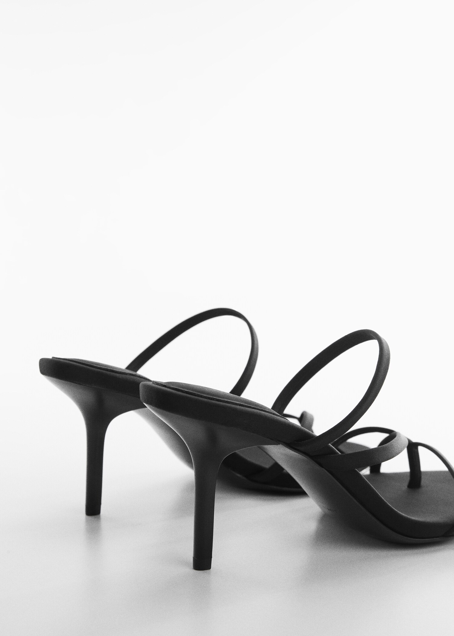 Strappy heeled sandals - Details of the article 1