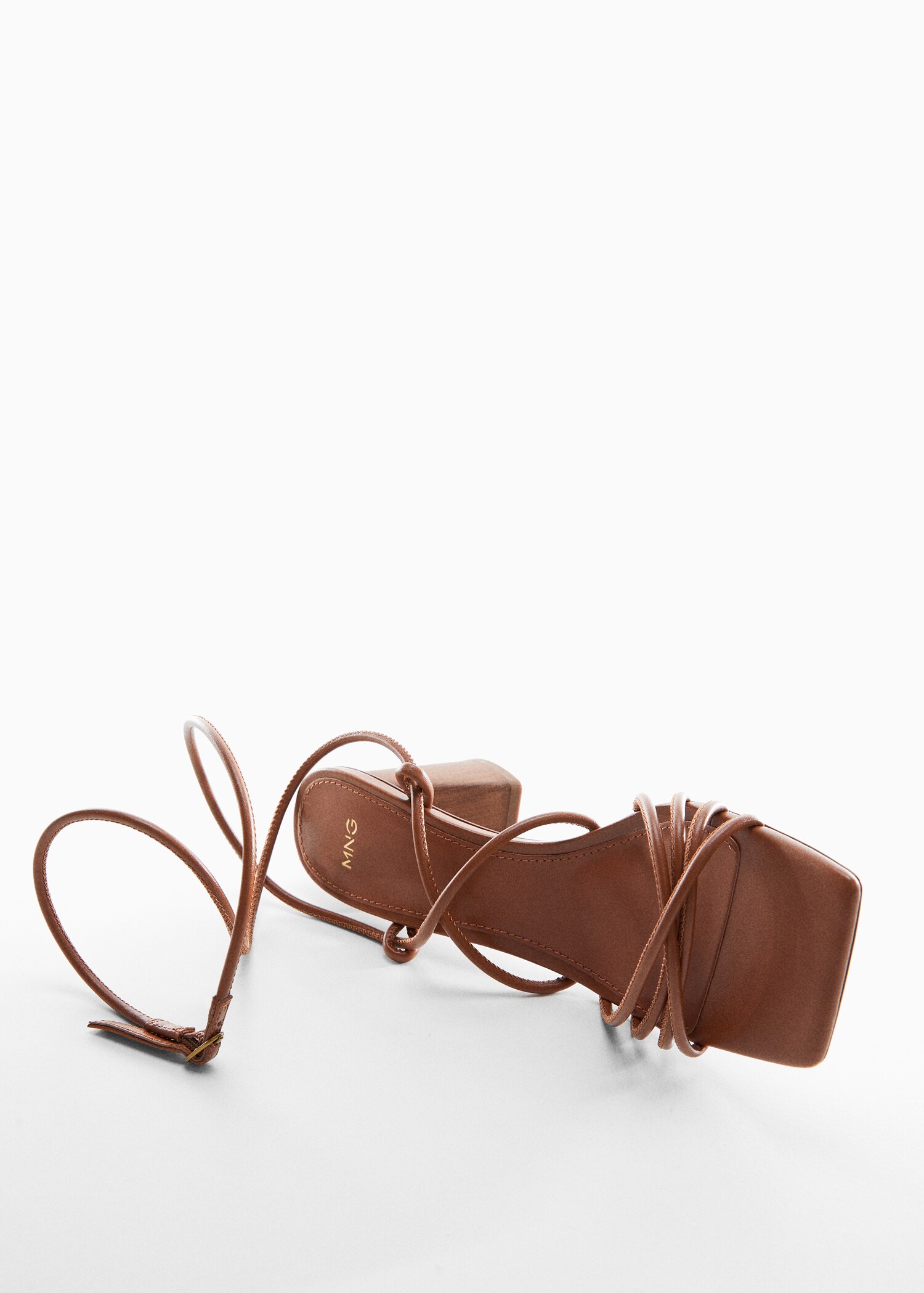 Criss-cross straps sandals - Details of the article 5