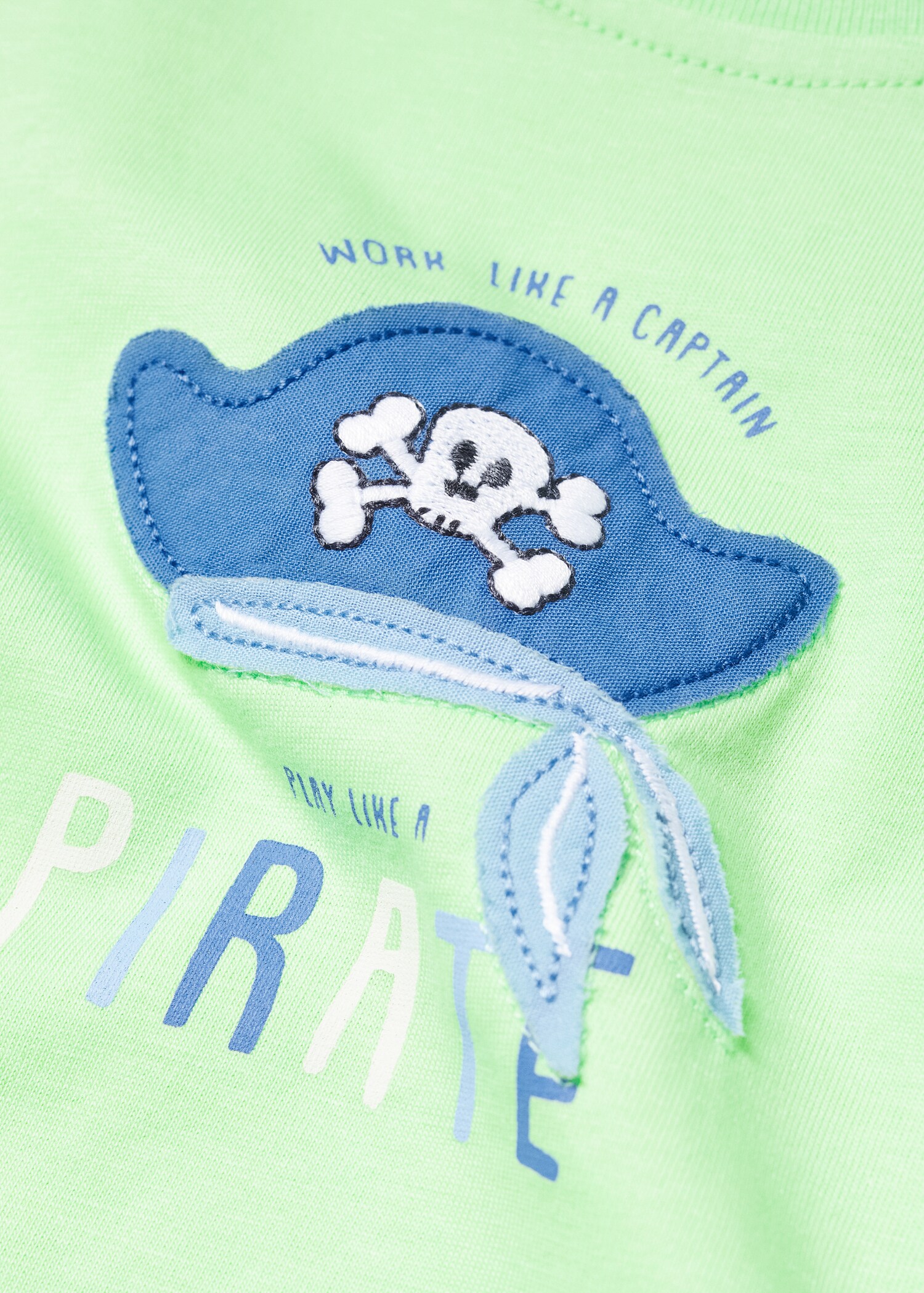Short-sleeved printed t-shirt - Details of the article 8