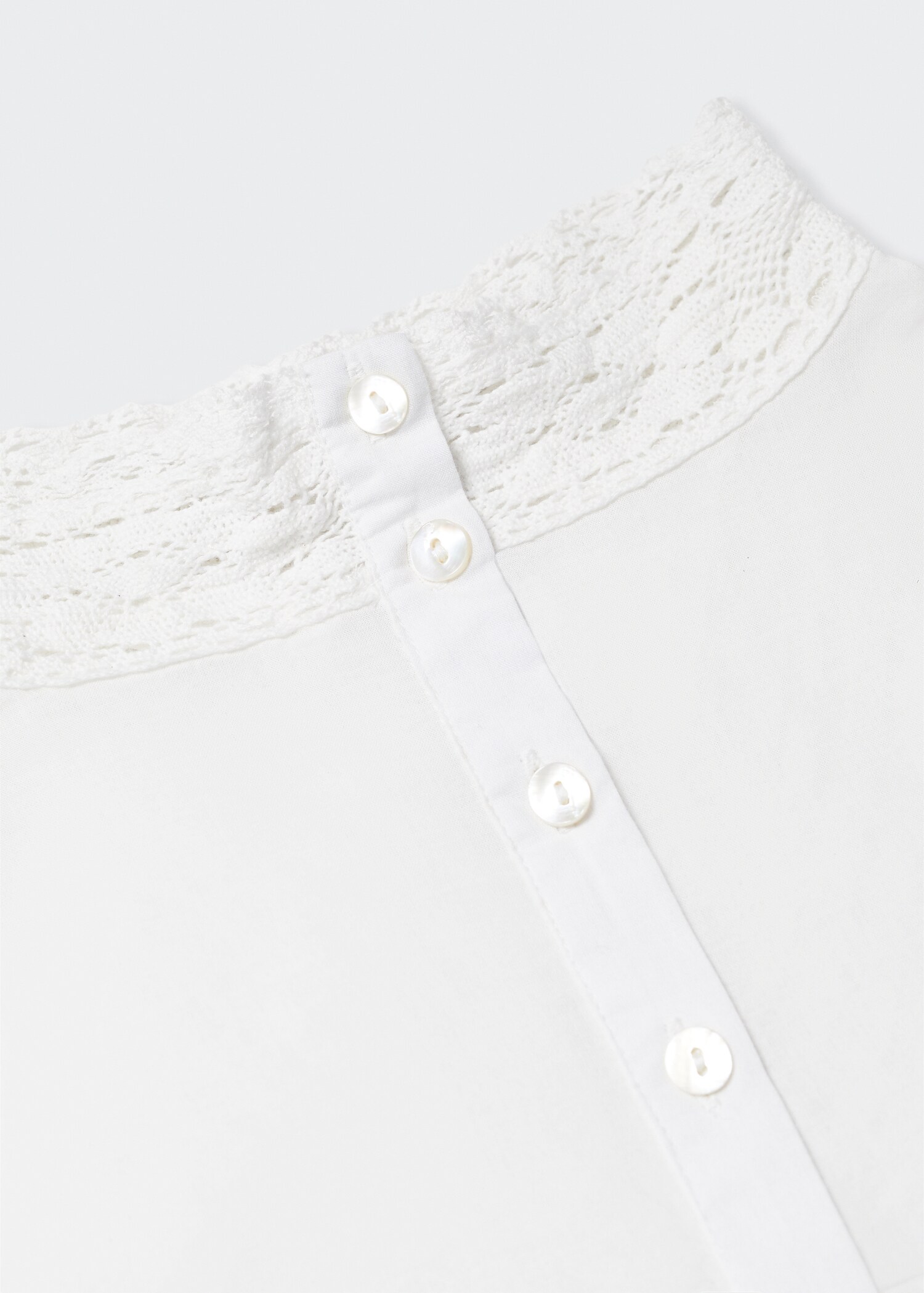 Cotton blouse with openwork details  - Details of the article 8