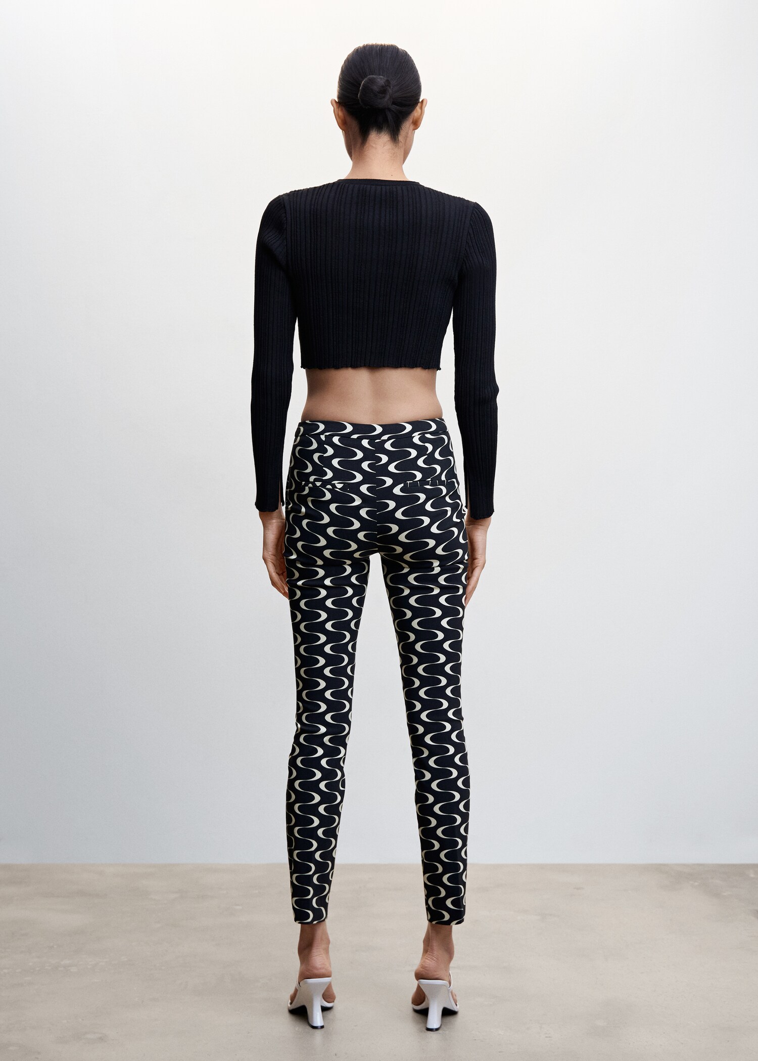 Skinny Hose in 7/8-Länge - Rückseite des Artikels