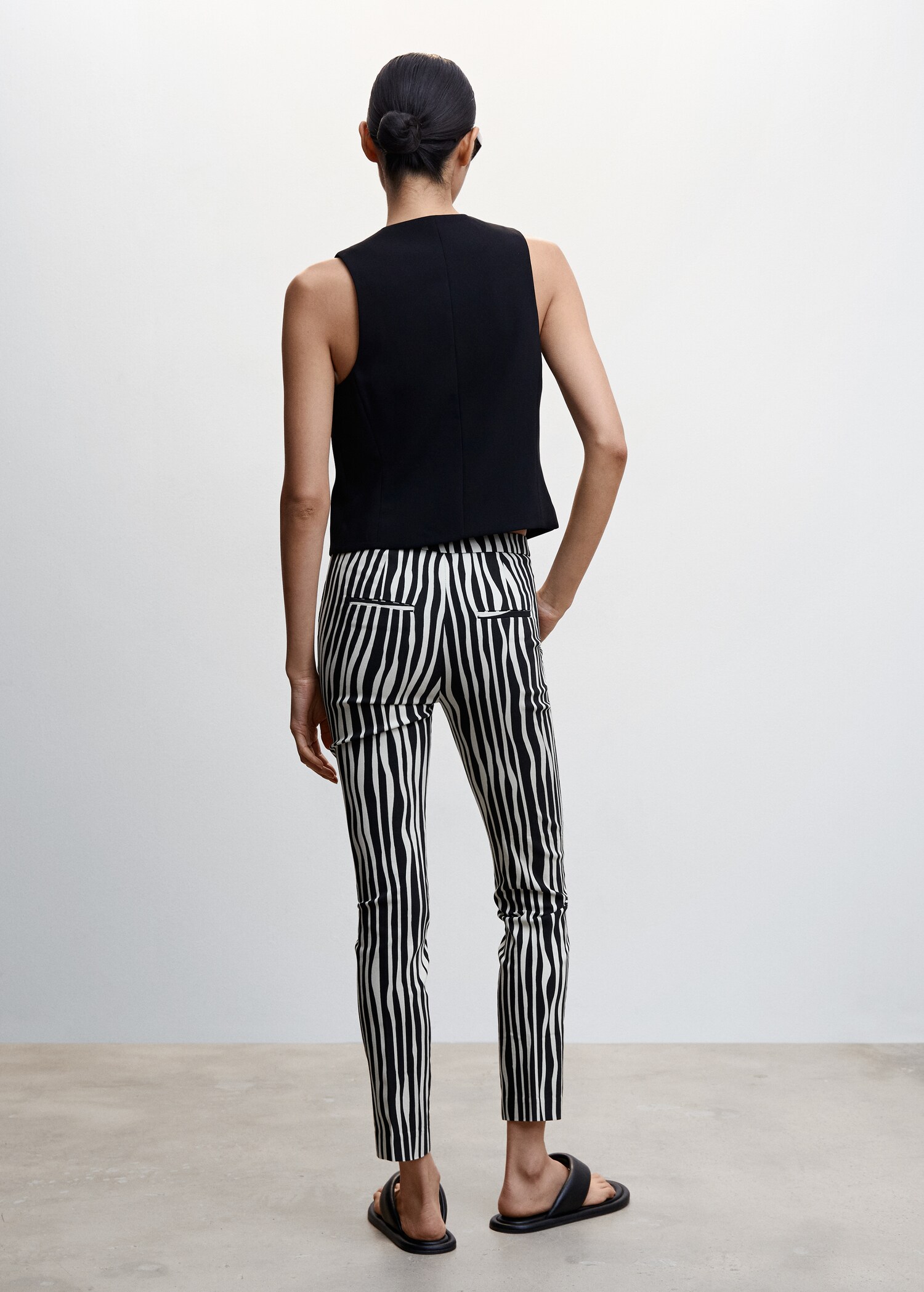 Skinny Hose in 7/8-Länge - Rückseite des Artikels