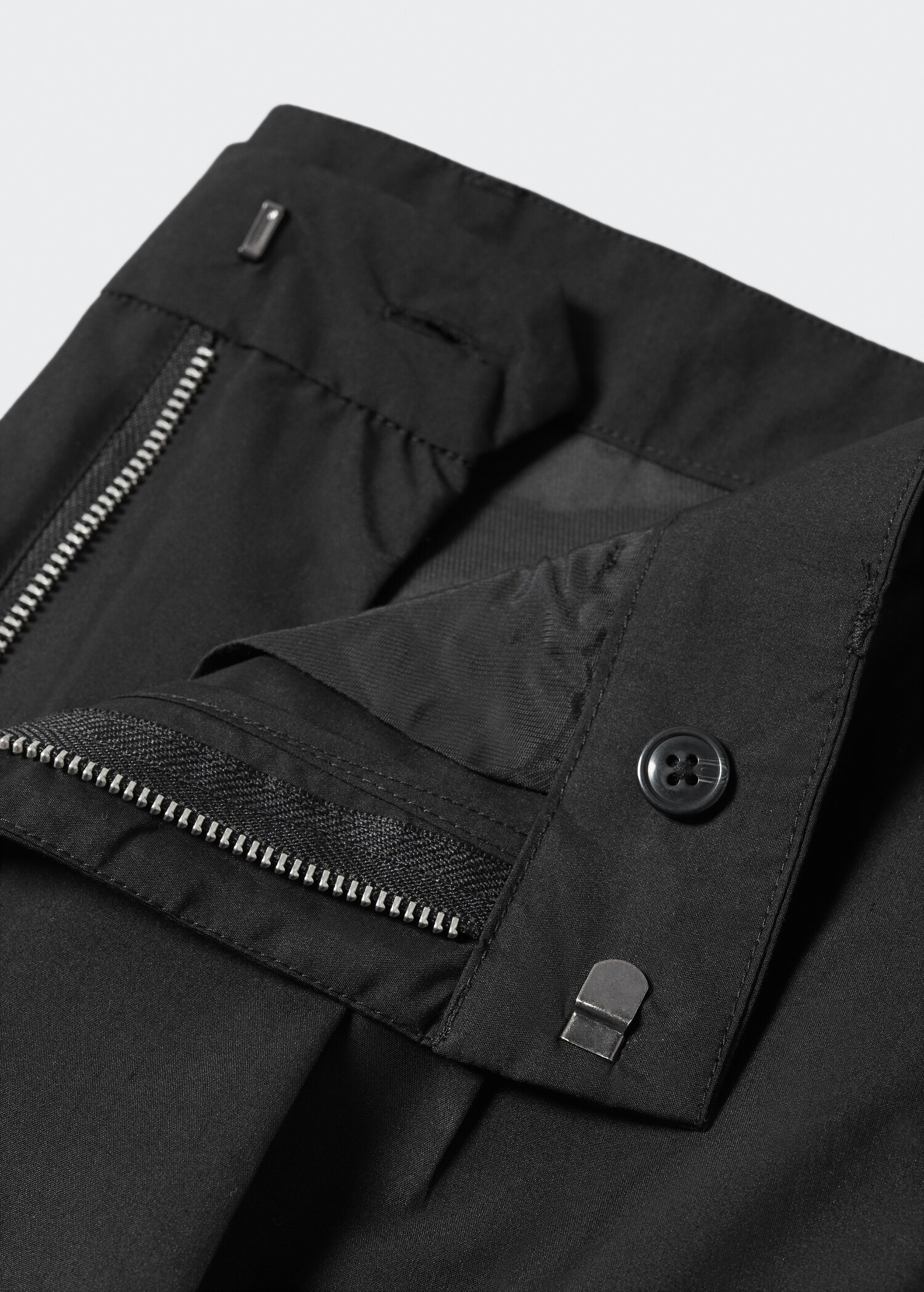 Pleated slim-fit trousers - Details of the article 8