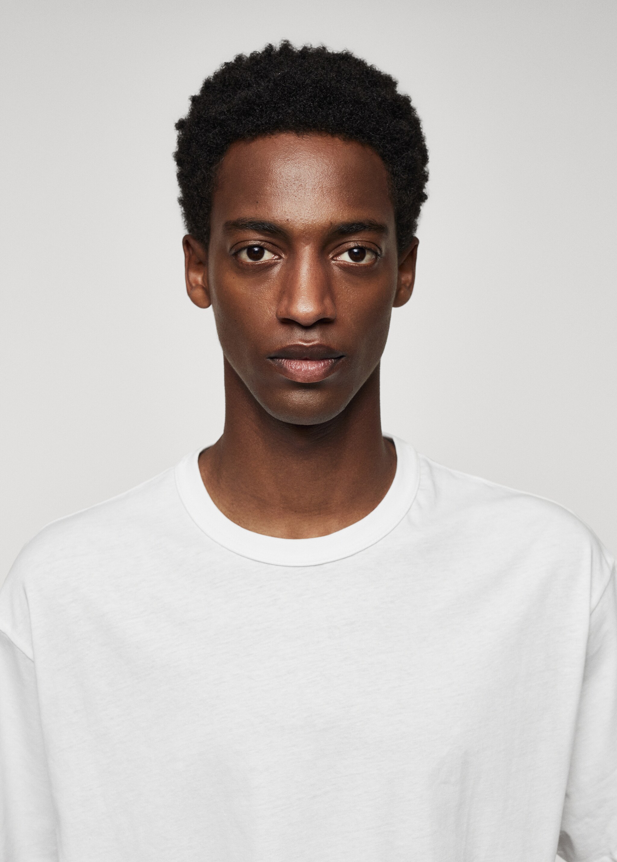 100% cotton relaxed-fit t-shirt - Details of the article 1