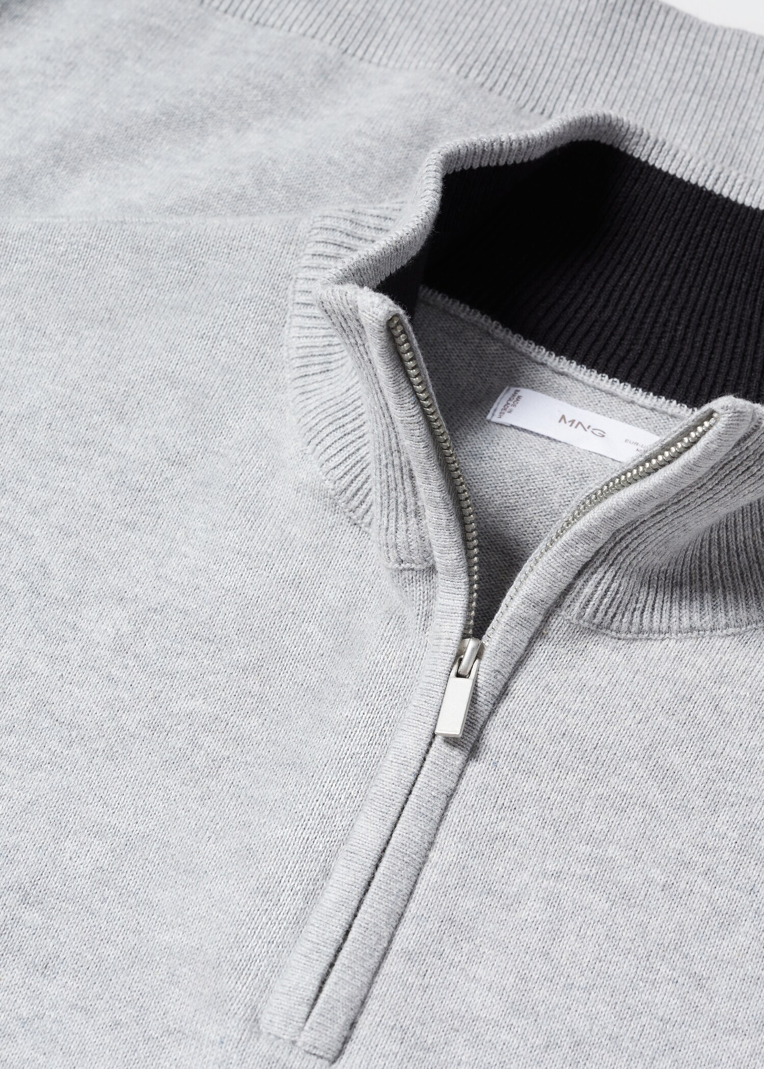 Zipped high collar sweater - Details of the article 8