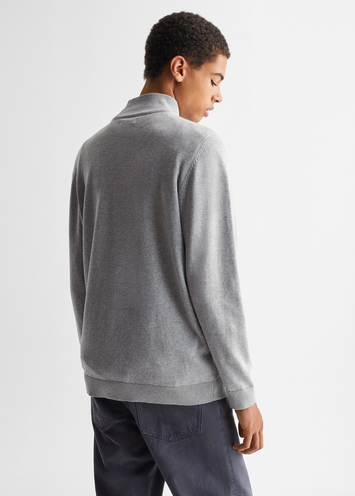 Zipped high collar sweater - Reverse of the article