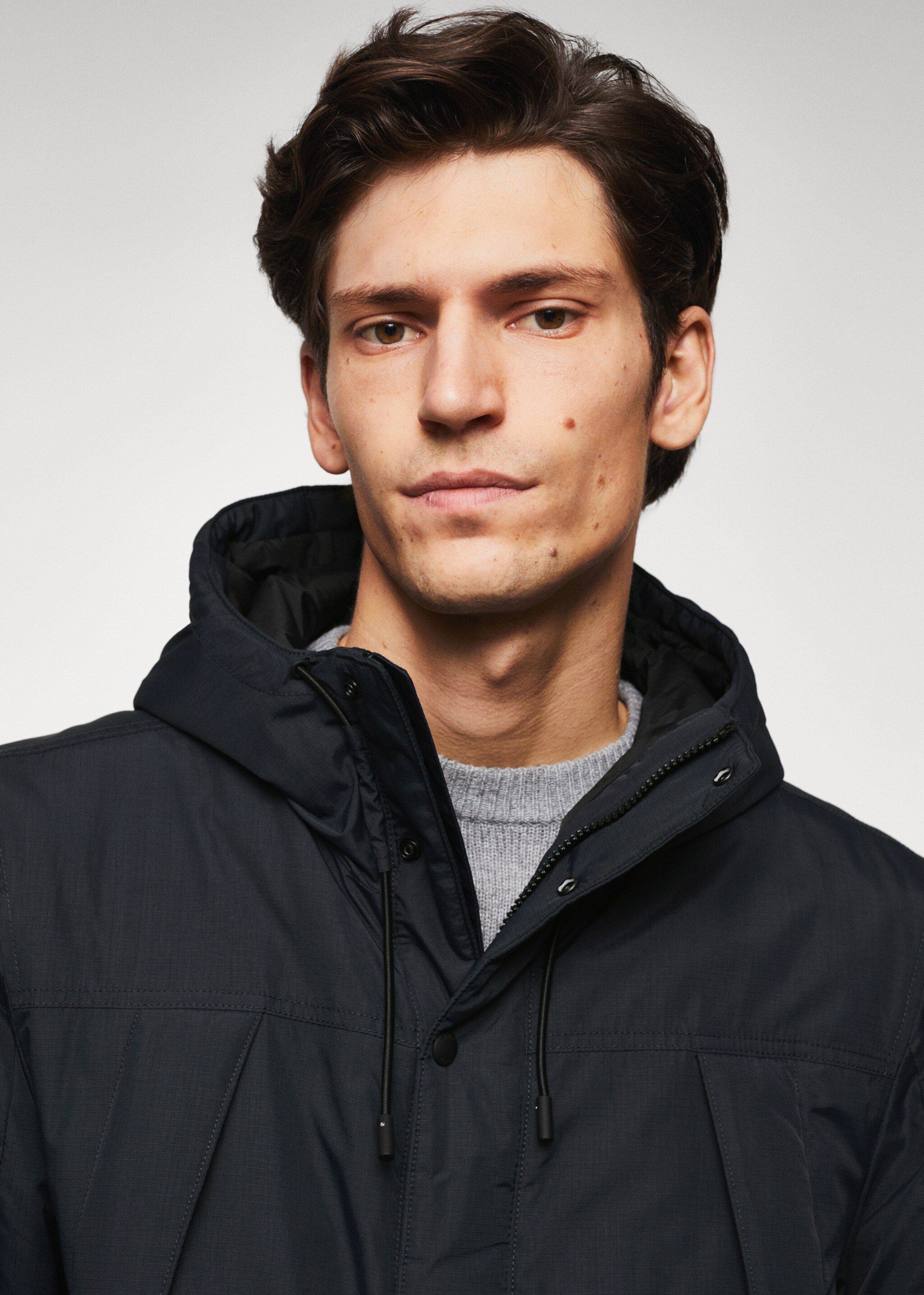 Water-repellent padded parka - Details of the article 1, Navy. Ref: 47010028-00.