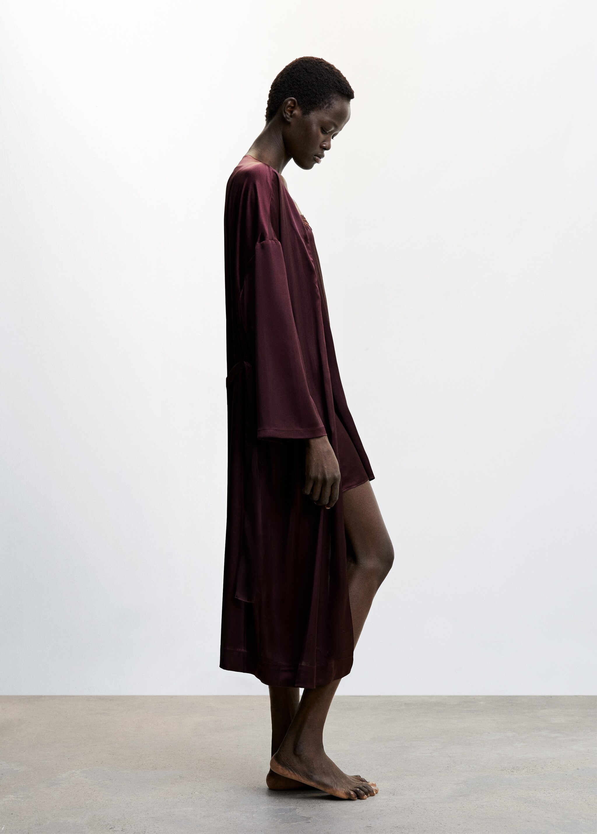 Satin-finish robe with belt - Details of the article 1