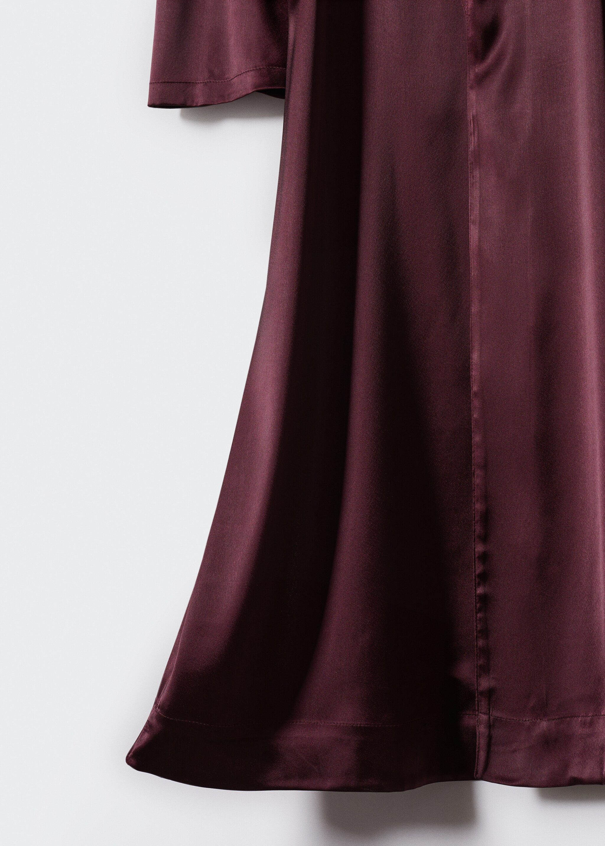Satin-finish robe with belt - Details of the article 8