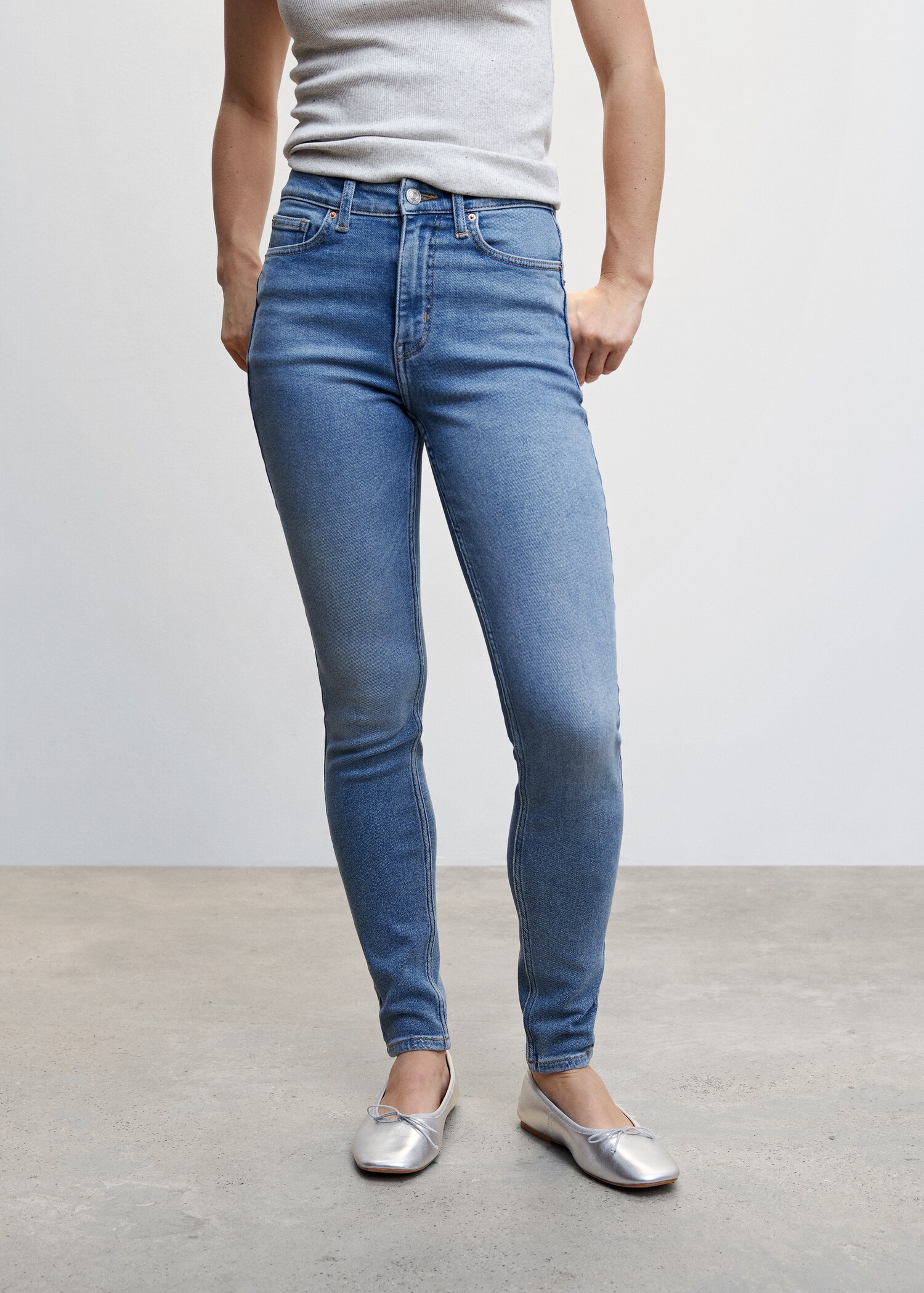 High-rise skinny jeans - Medium plane